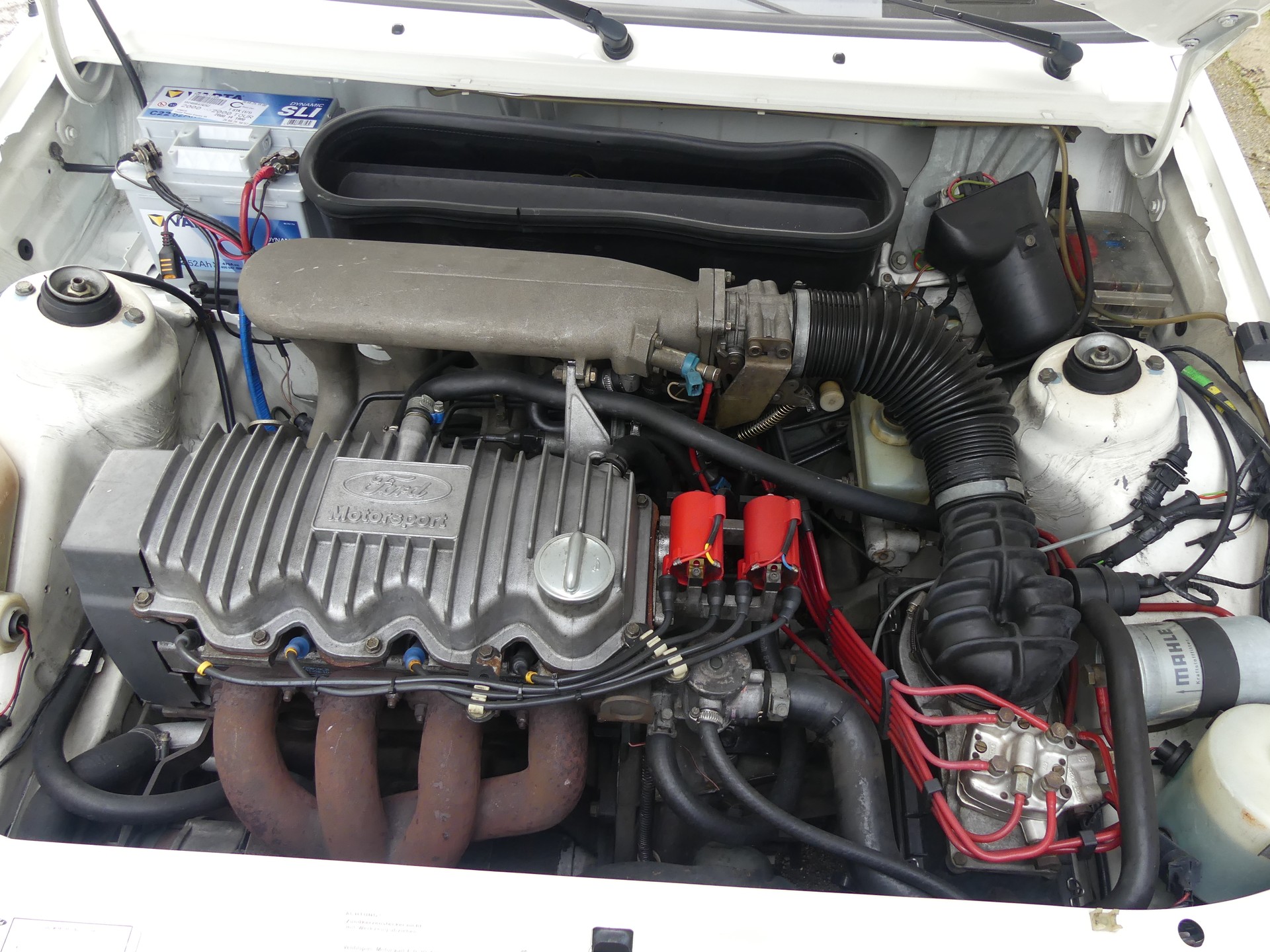 FORD Escort 1600 RSi (Vétéran)-image-9