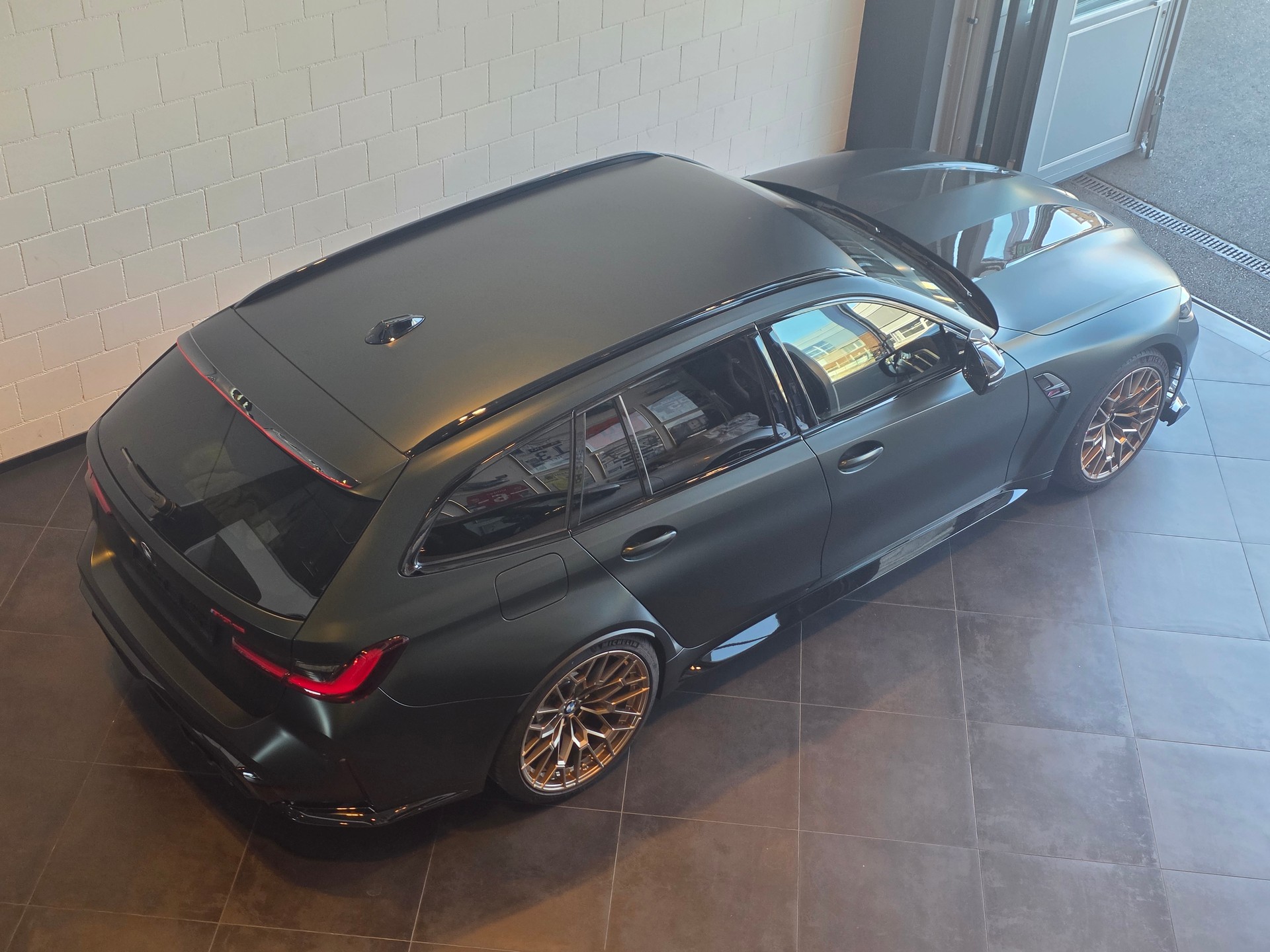 BMW M3 CS Touring xDrive-image-10
