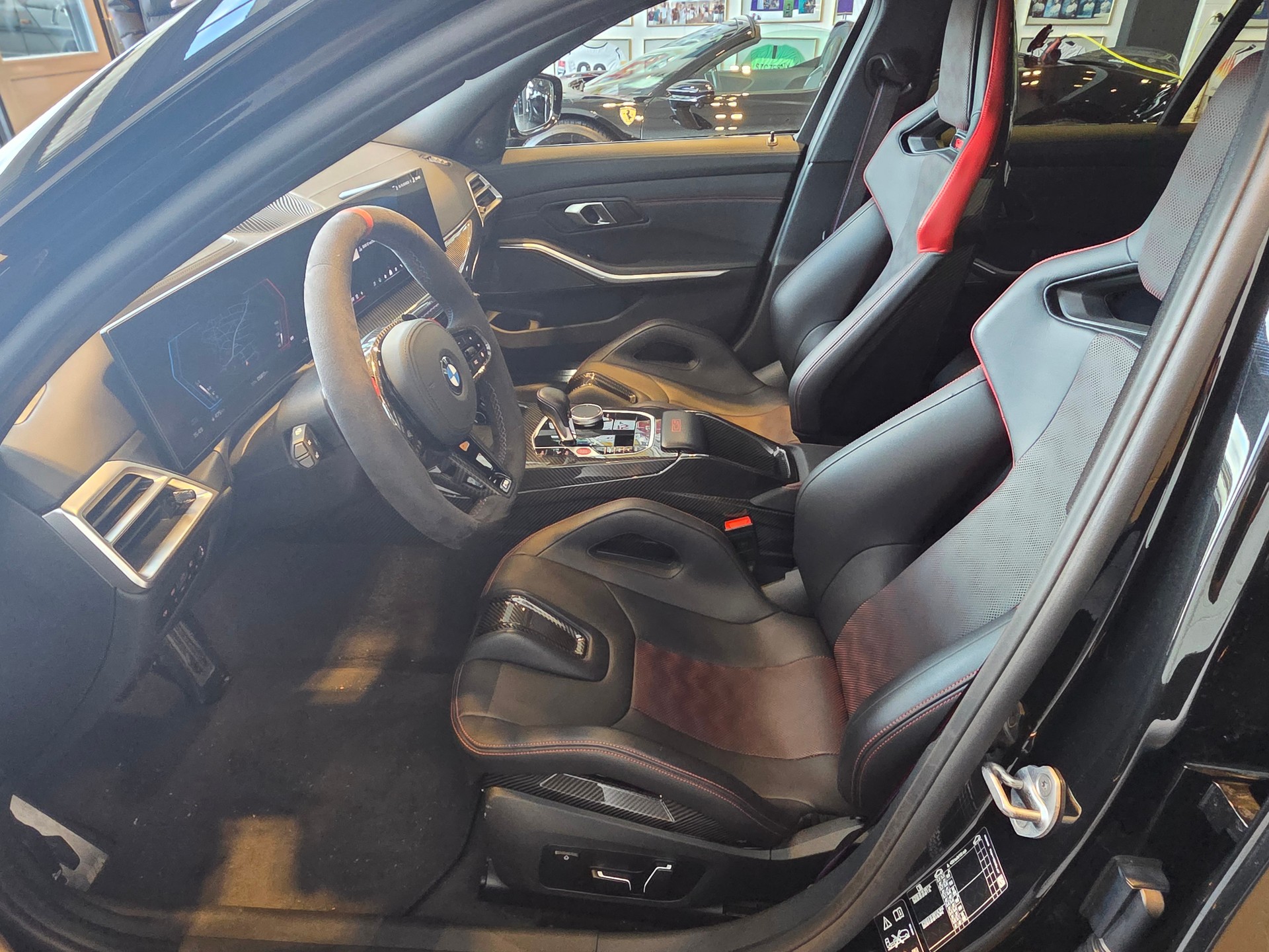 BMW M3 CS Touring xDrive-image-9