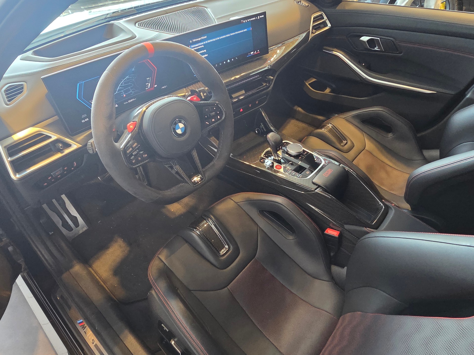 BMW M3 CS Touring xDrive-image-11