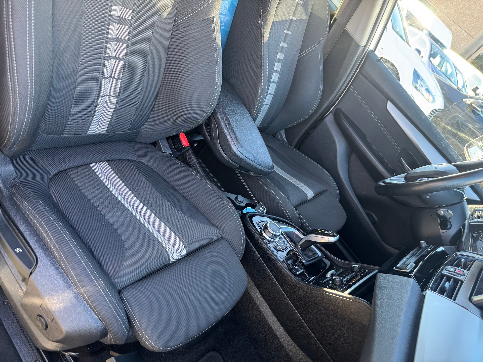 BMW 216d Gran Tourer-image-4