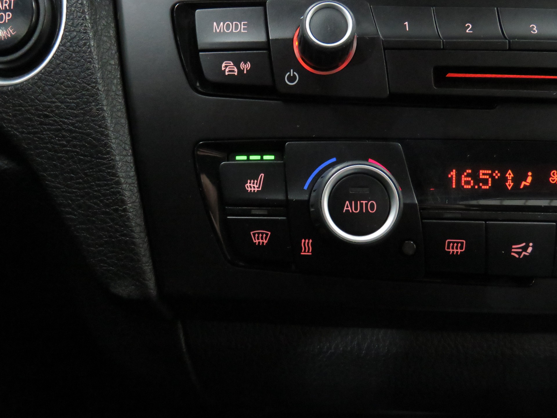 BMW 116i Steptronic (Automat)-image-22