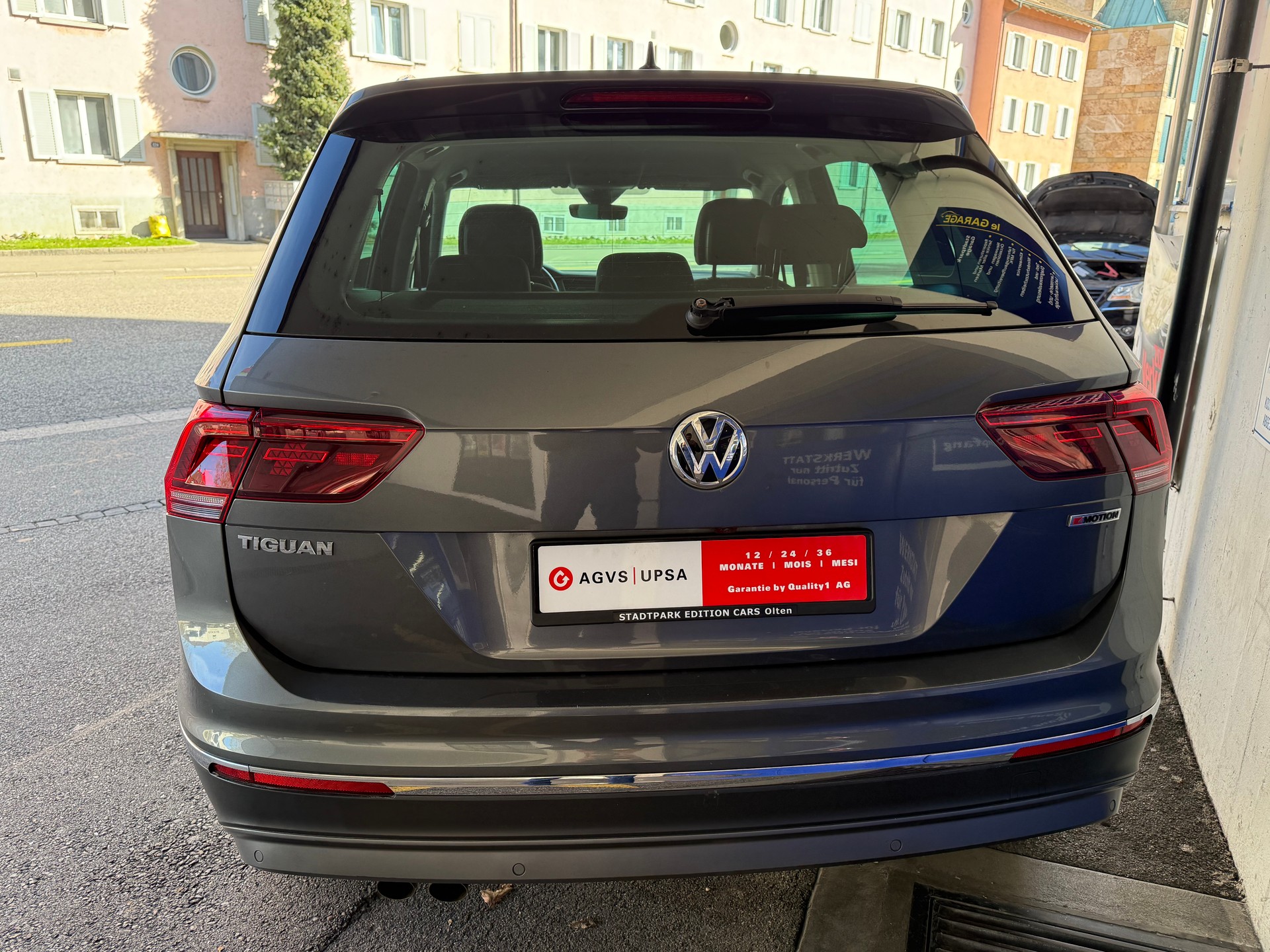 VW Tiguan 2.0TSI Highline 4Motion DSG-image-5
