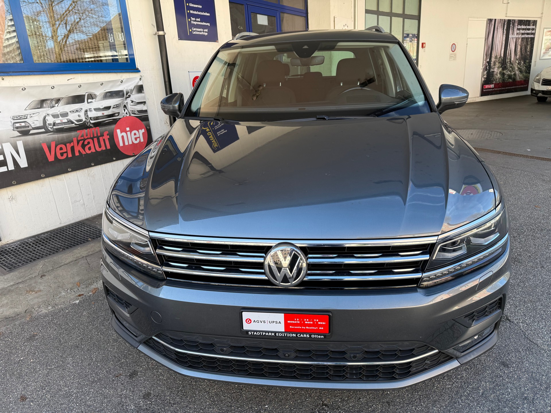 VW Tiguan 2.0TSI Highline 4Motion DSG-showroom-element-2