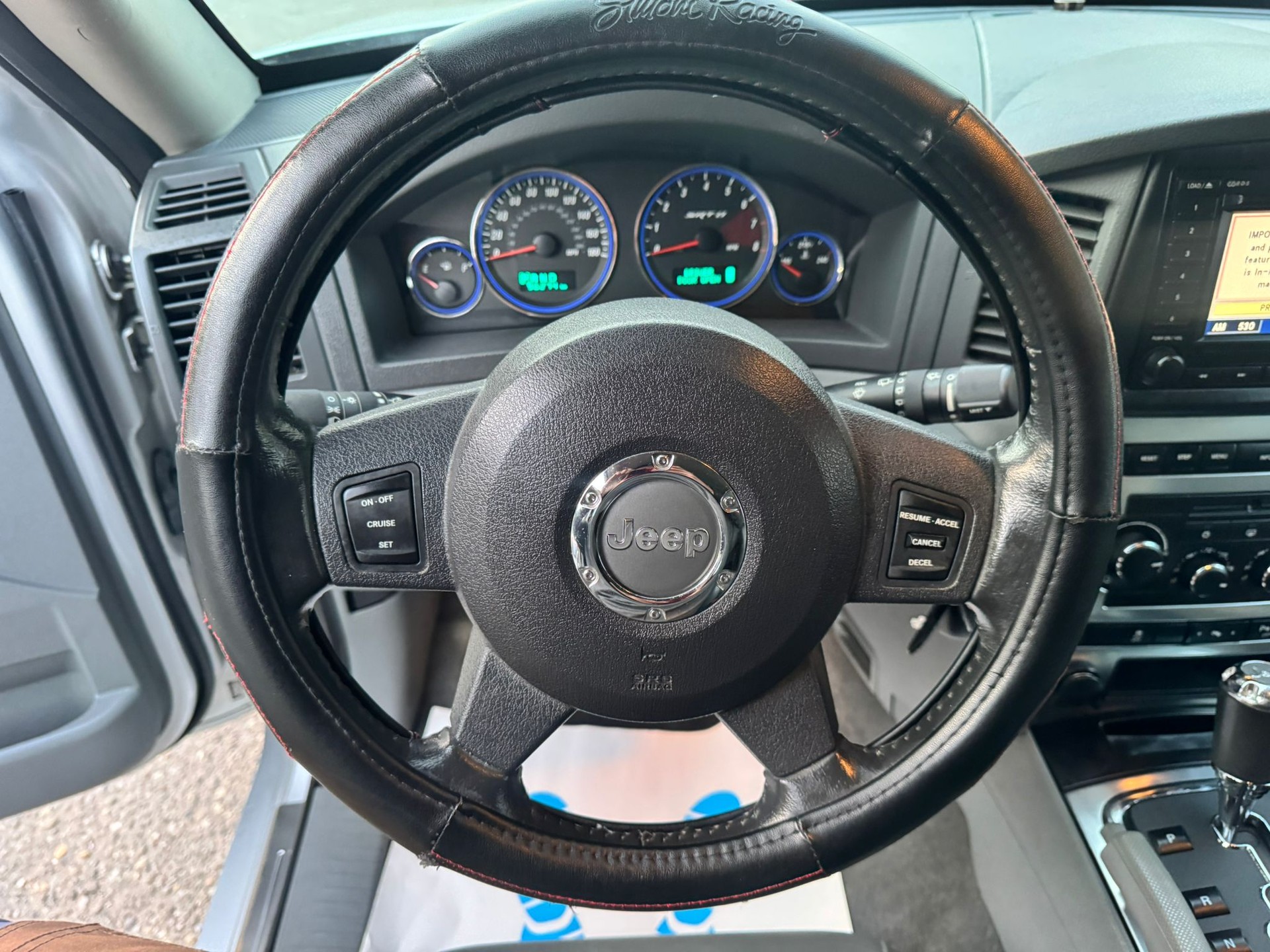 JEEP Grand Cherokee 6.1 SRT8 Automatic-image-19