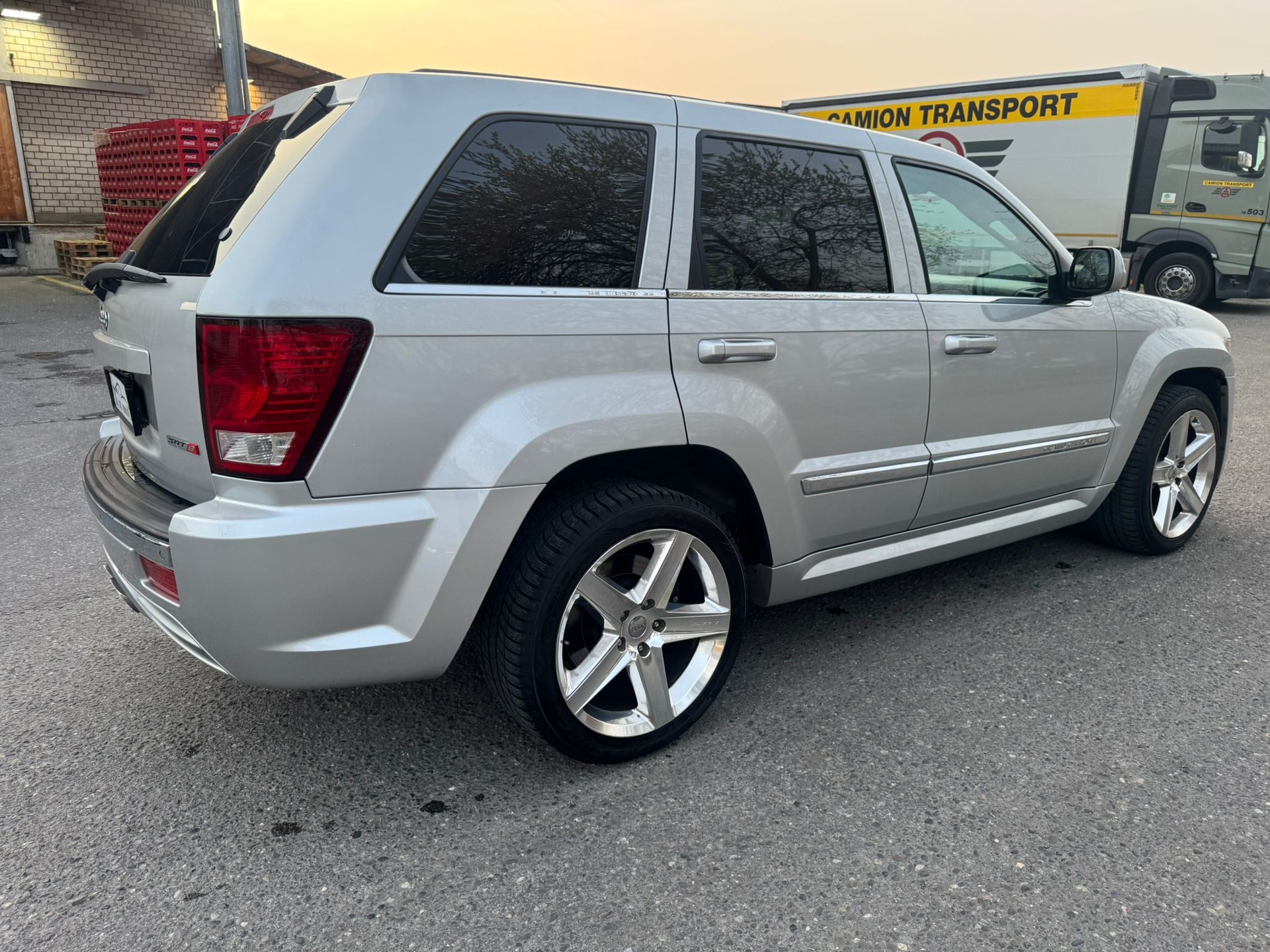 JEEP Grand Cherokee 6.1 SRT8 Automatic-image-5