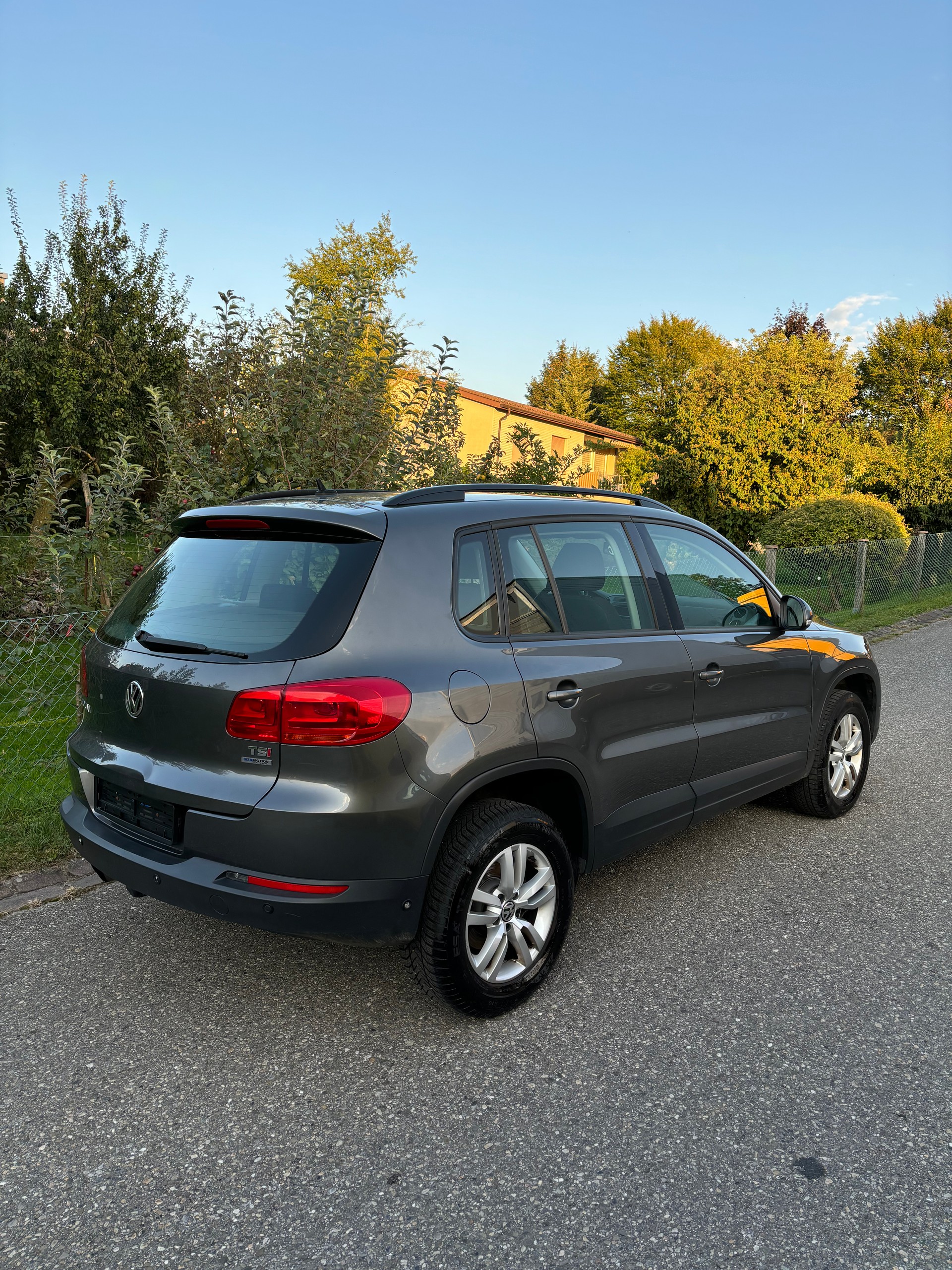 VW Tiguan 1.4 TSI BlueMotion Trend&Fun 4x2-image-2