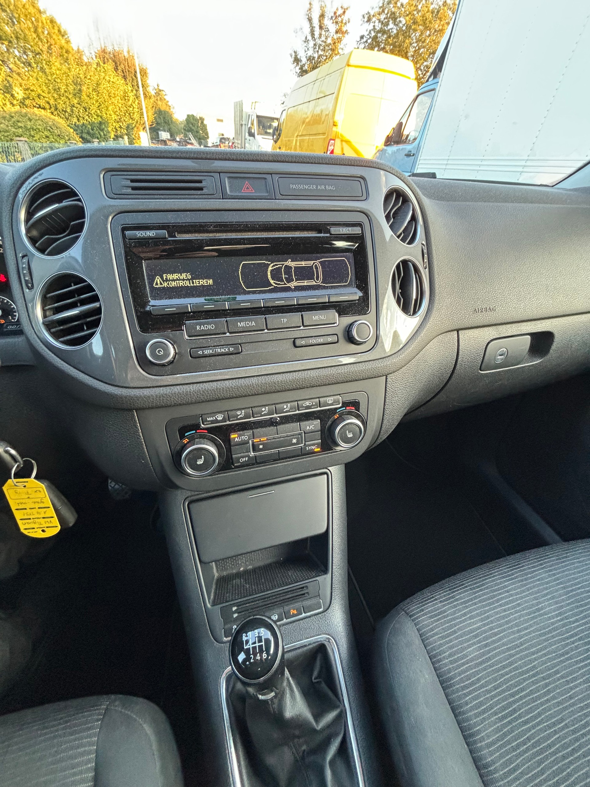 VW Tiguan 1.4 TSI BlueMotion Trend&Fun 4x2-image-10