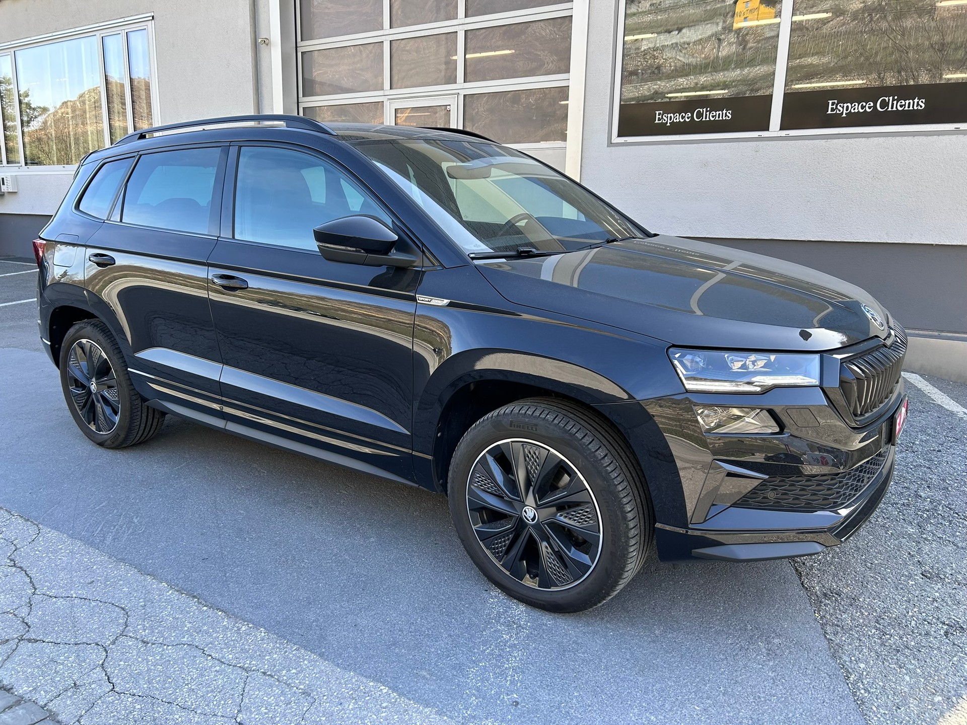 SKODA Karoq 2.0 TSI SportLine 4x4 DSG-image-1