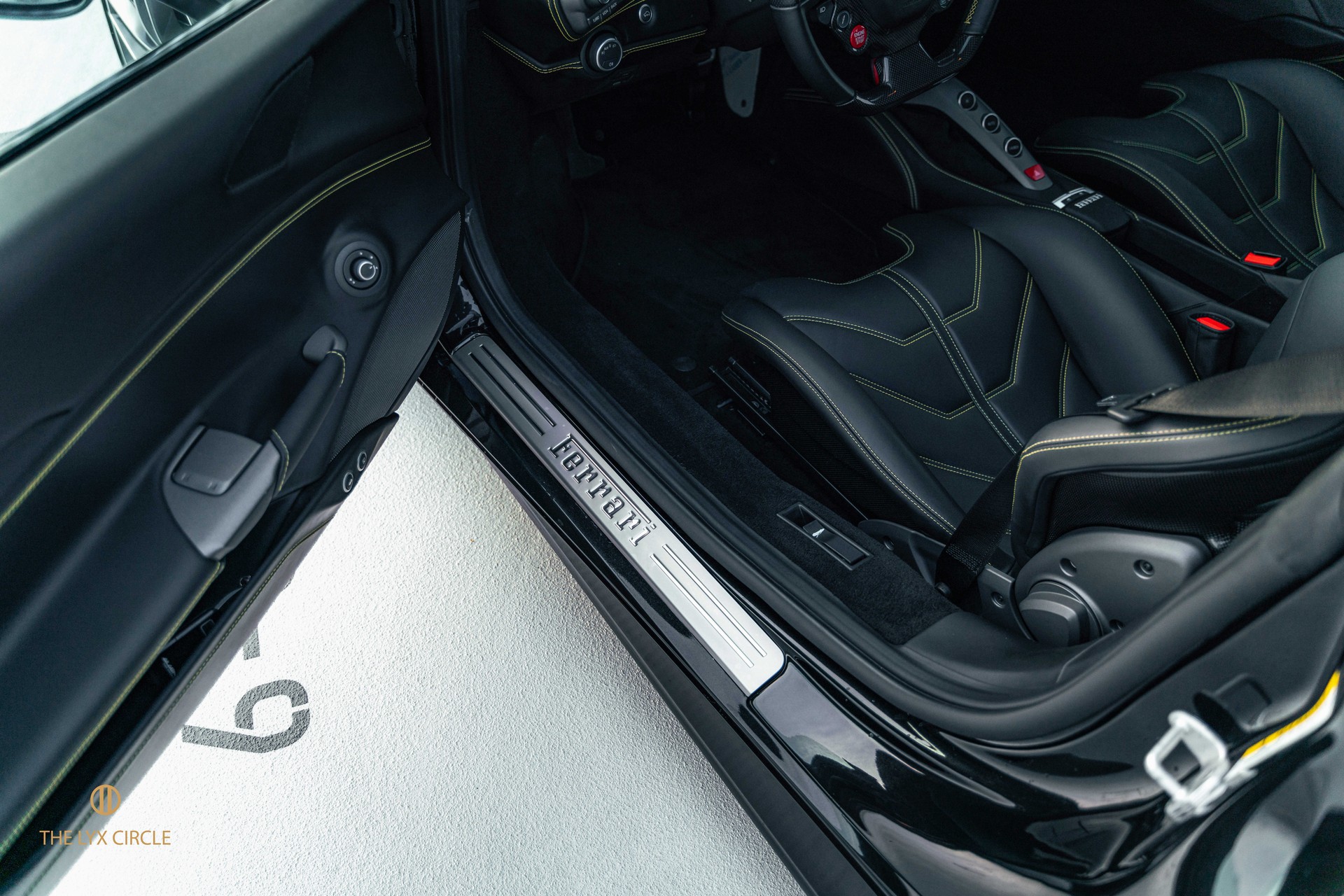 FERRARI 488 GTB 3.9 V8-image-12