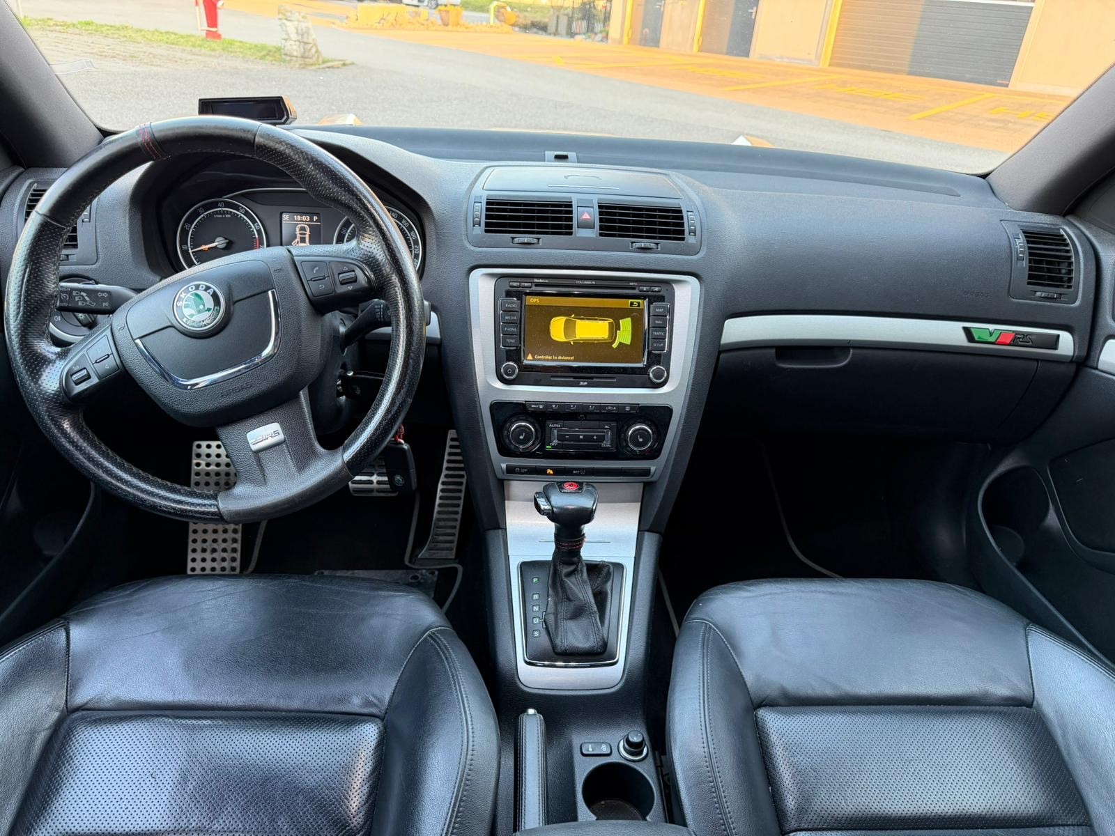 SKODA Octavia Combi 2.0 TSI RS DSG-image-13