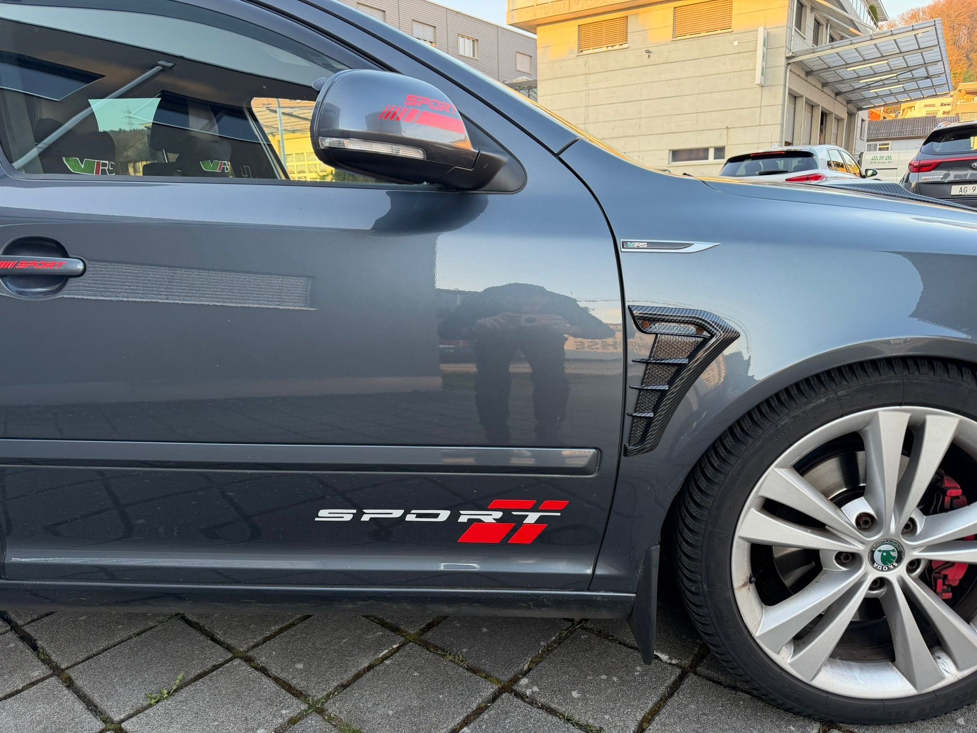SKODA Octavia Combi 2.0 TSI RS DSG-image-7