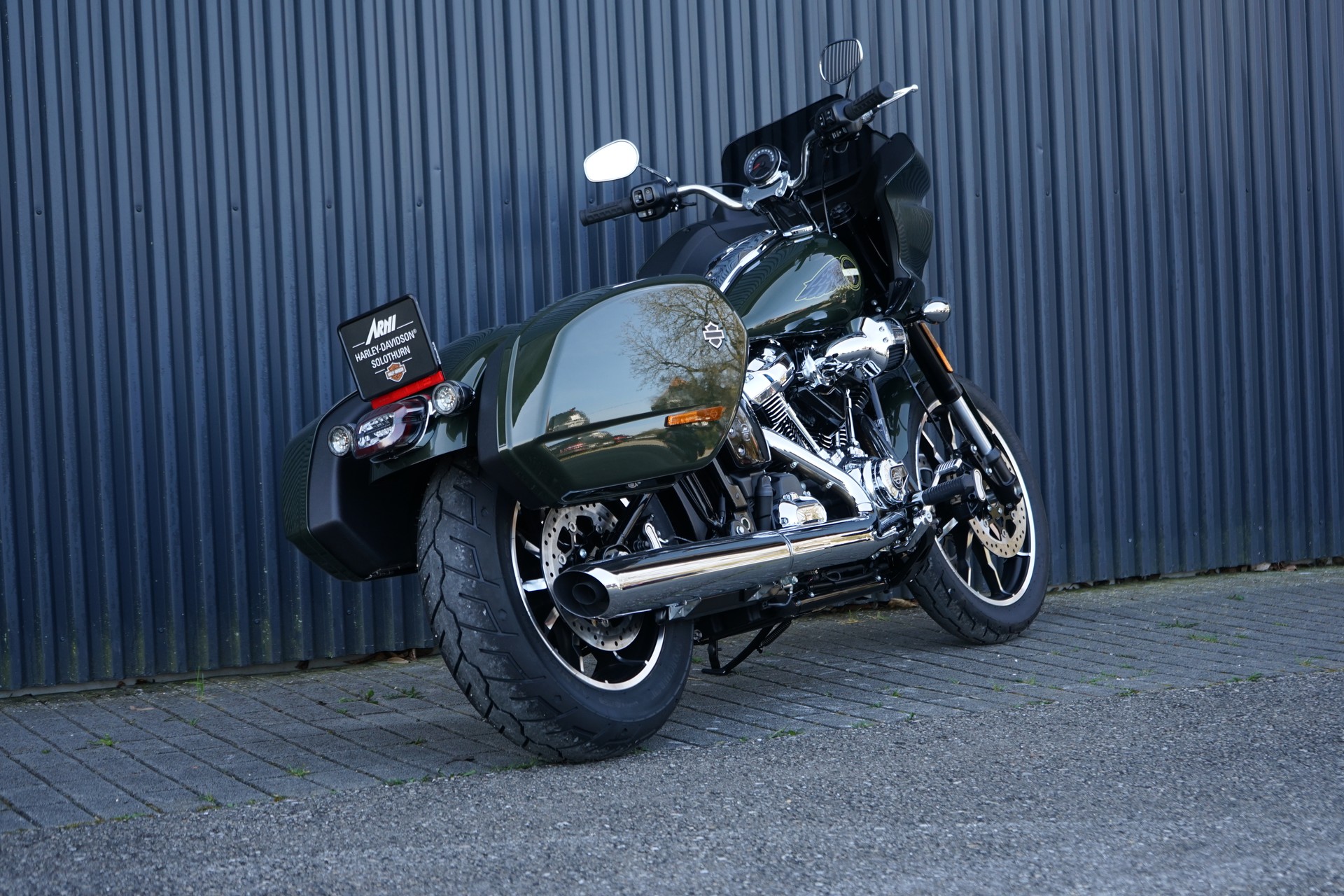 HARLEY-DAVIDSON FXLRST Low Rider ST 117-showroom-element-3