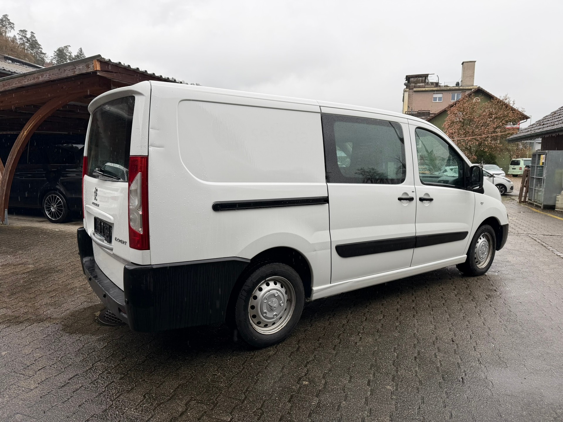 PEUGEOT Expert 2.0 HDi 229 L1H1-image-3