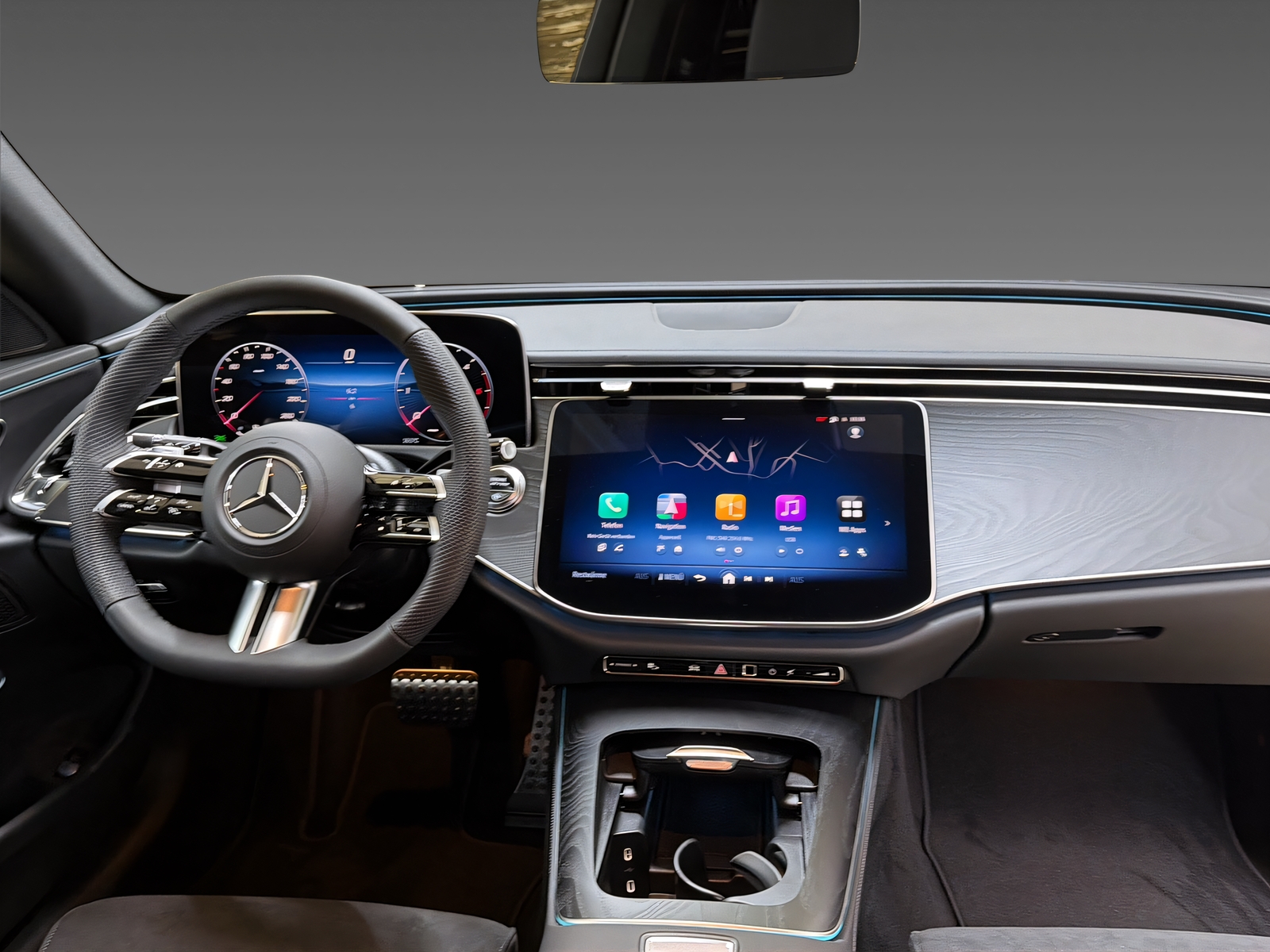 MERCEDES-BENZ E 220 d 4Matic T-Modell-image-11
