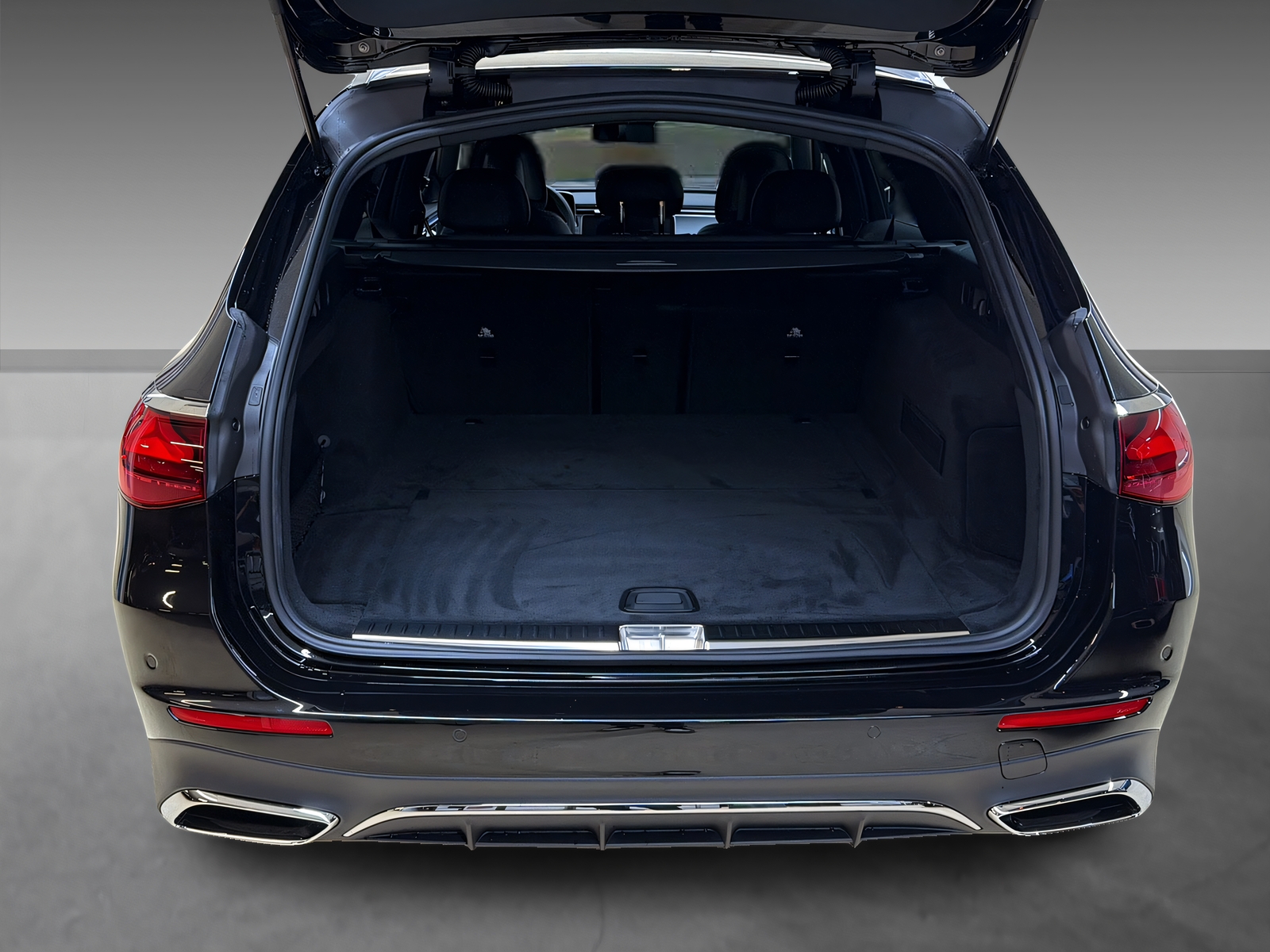 MERCEDES-BENZ E 220 d 4Matic T-Modell-image-5