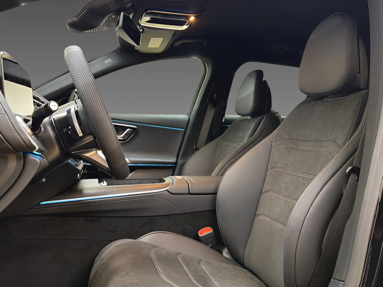 MERCEDES-BENZ E 220 d 4Matic T-Modell-image-8