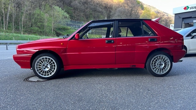 LANCIA Delta HF Integrale-image-3