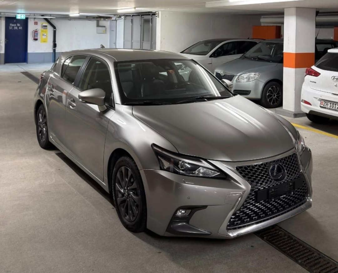 LEXUS CT 200h 1.8 excellence CVT