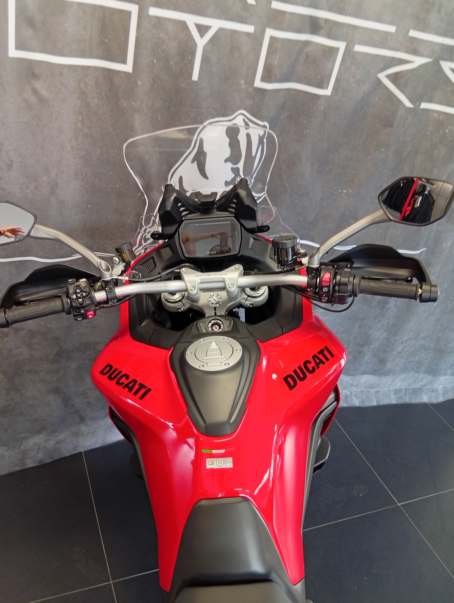 DUCATI MULTISTRADA V2 S-image-8