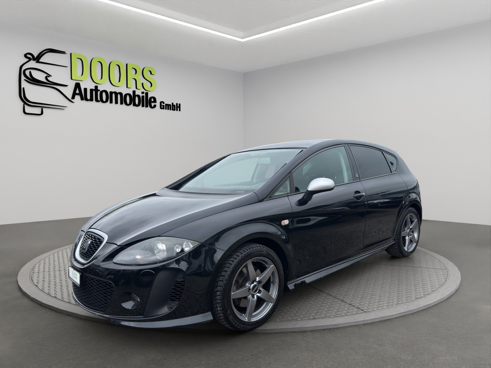 SEAT Leon 2.0 TSI FR-image-2