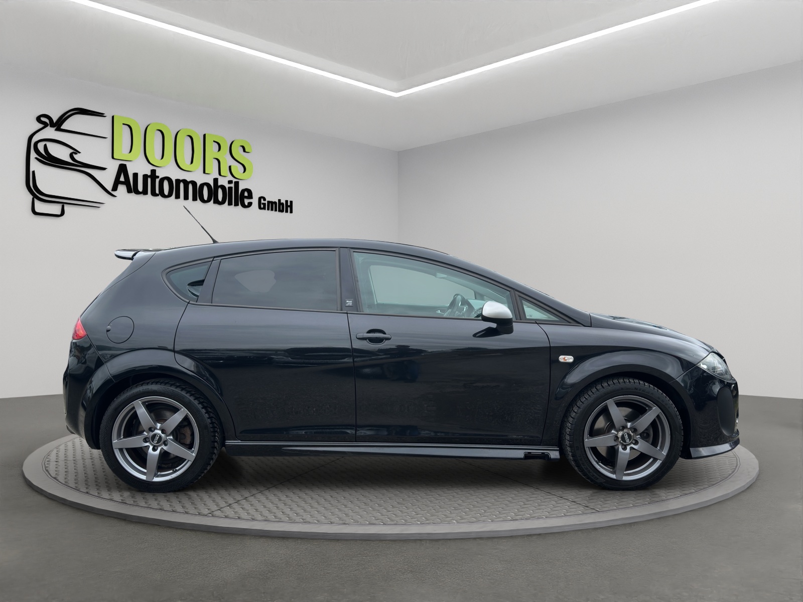 SEAT Leon 2.0 TSI FR-image-7