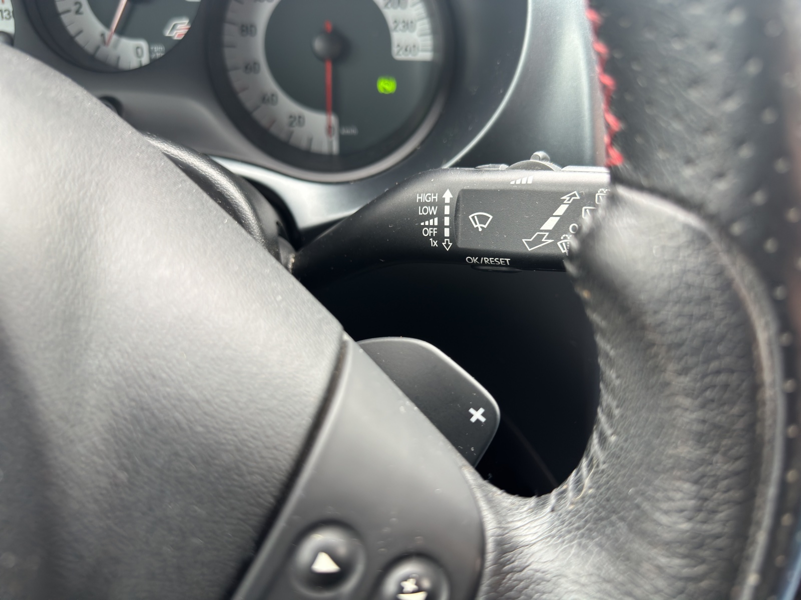 SEAT Leon 2.0 TSI FR-image-11