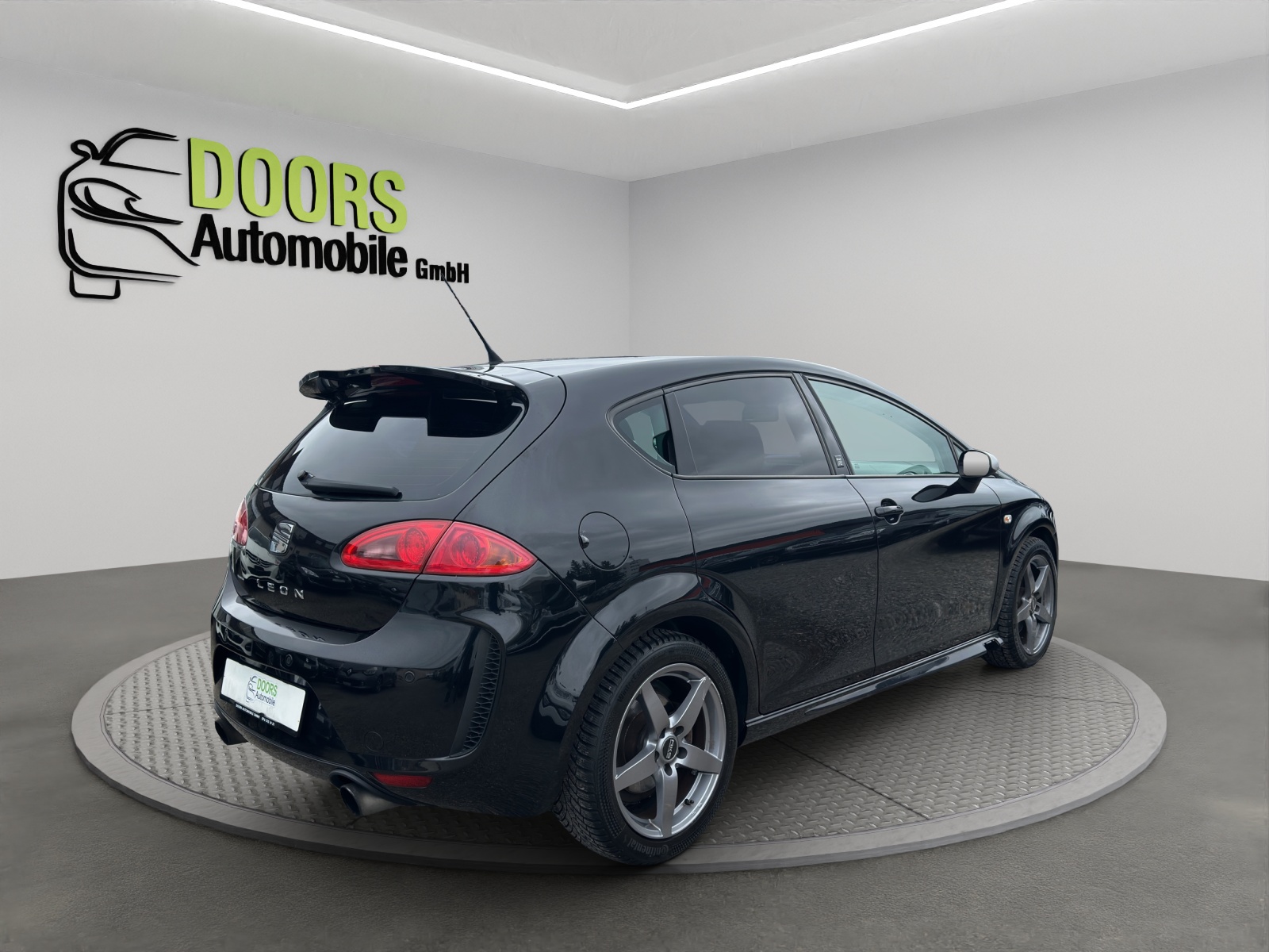 SEAT Leon 2.0 TSI FR-image-3