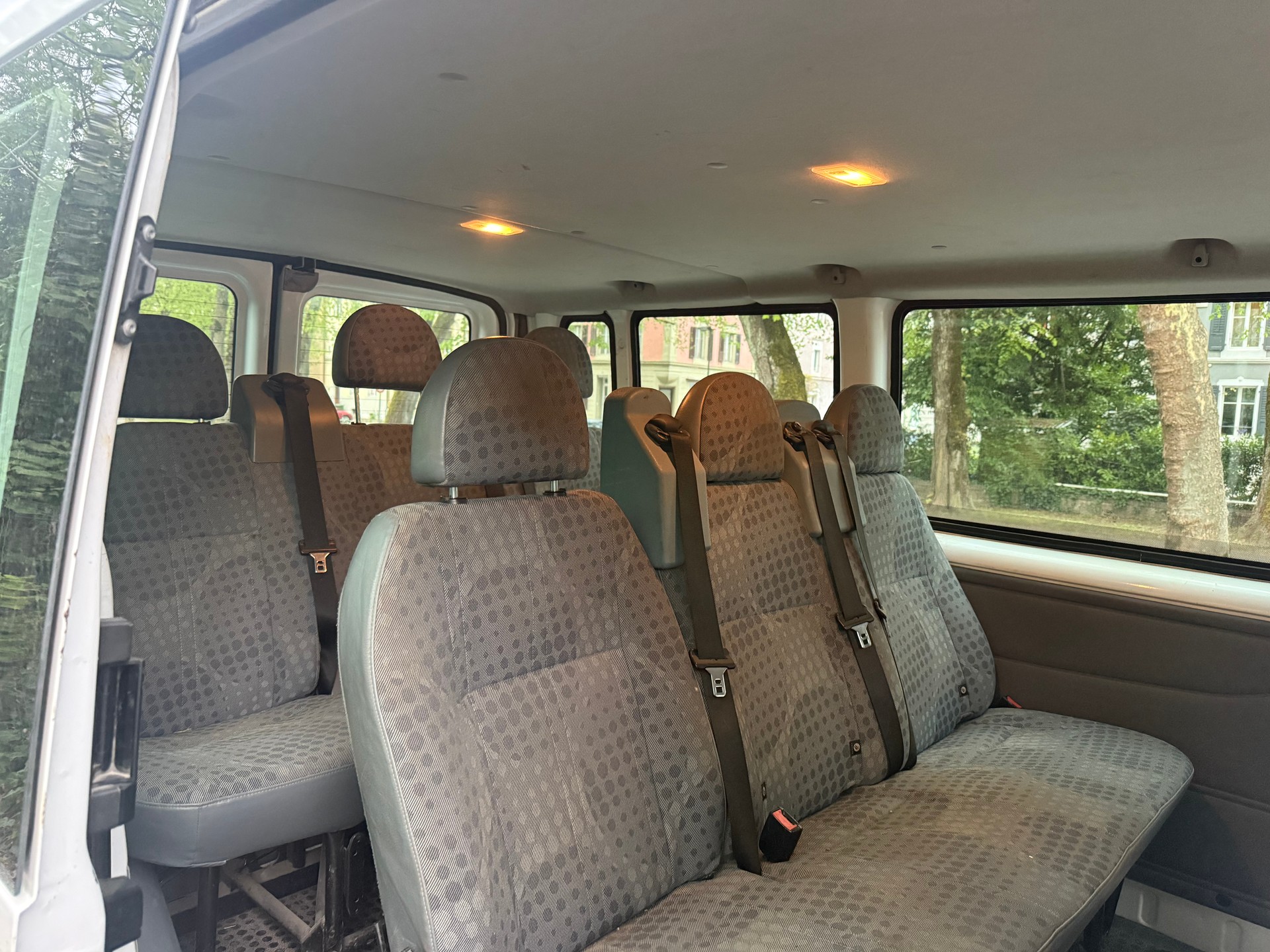 FORD Transit 2.2 TDCi 300 S Trend-image-4
