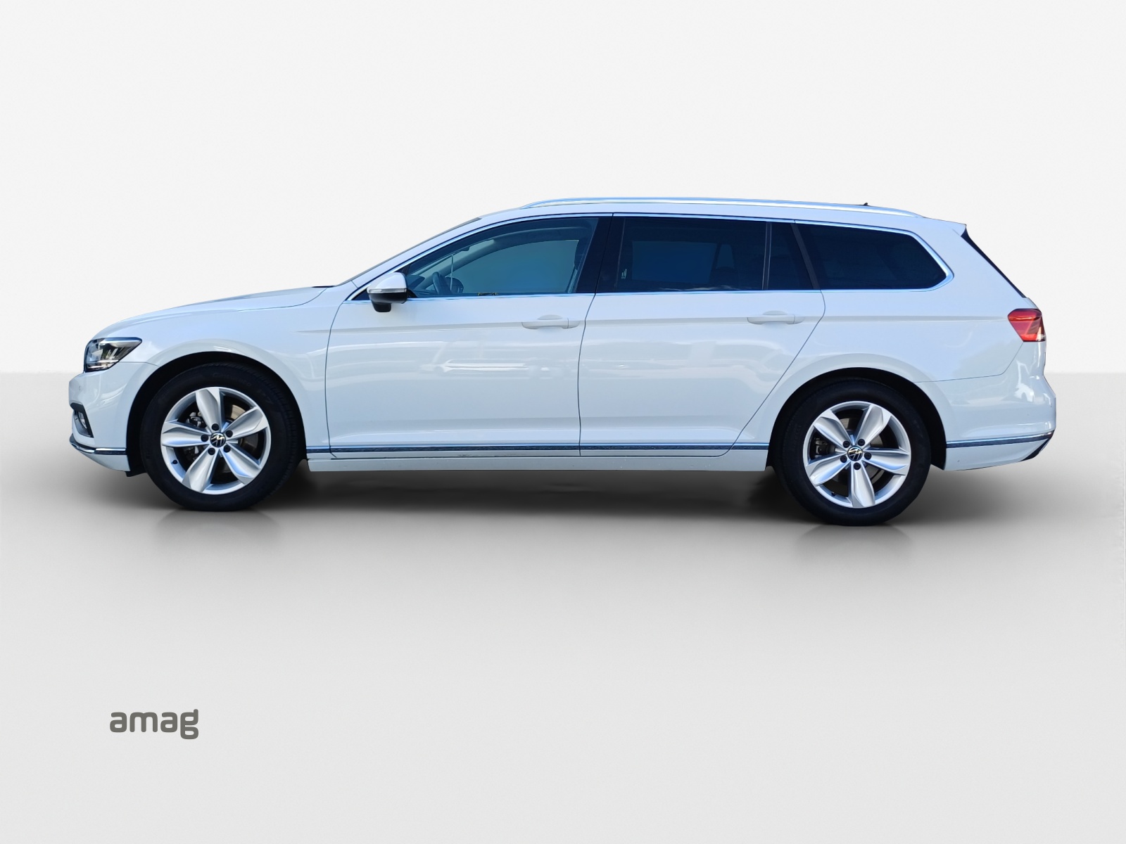 VW Passat 2.0 TDI BMT Elegance 4Motion DSG-image-1