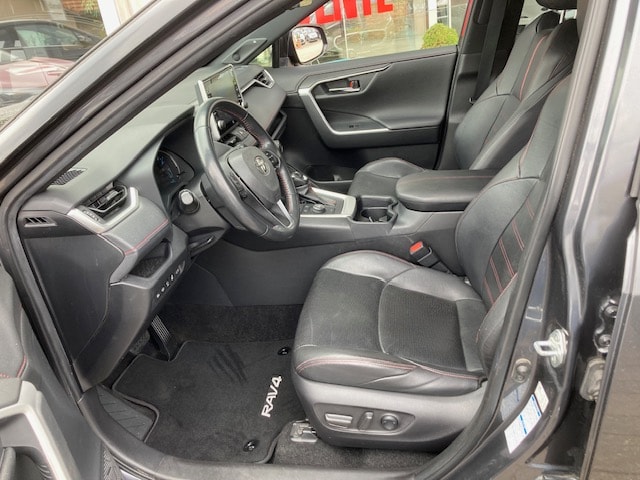 TOYOTA RAV-4 2.5 PHEV Platinum e-CVT 4WD-image-8
