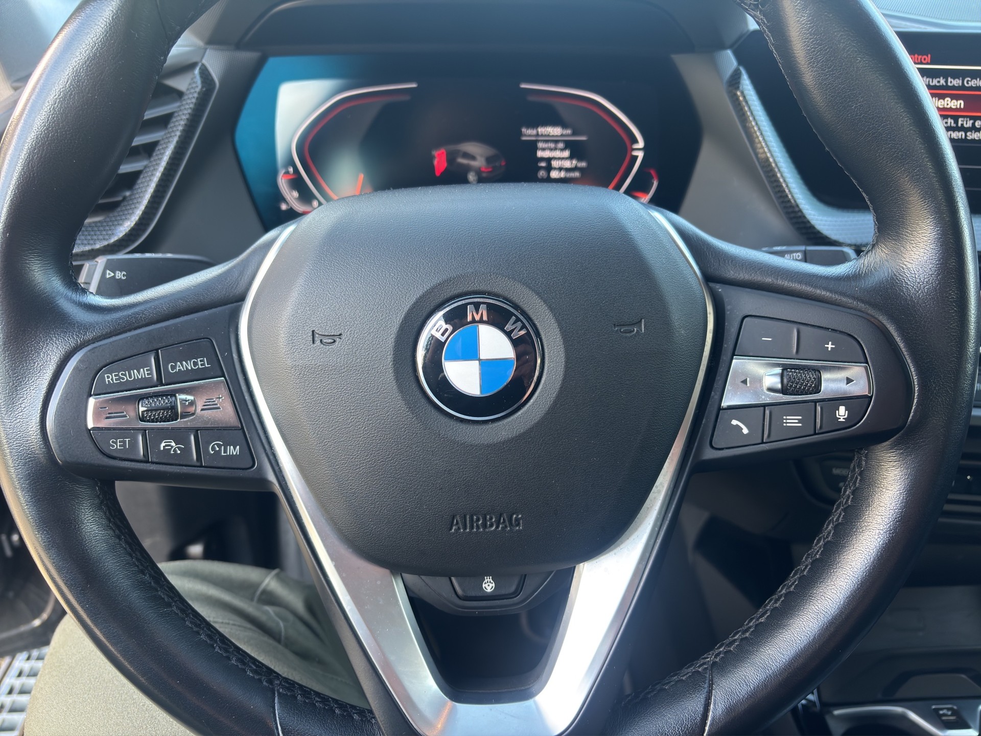 BMW 118i Sport Line Steptronic-image-9