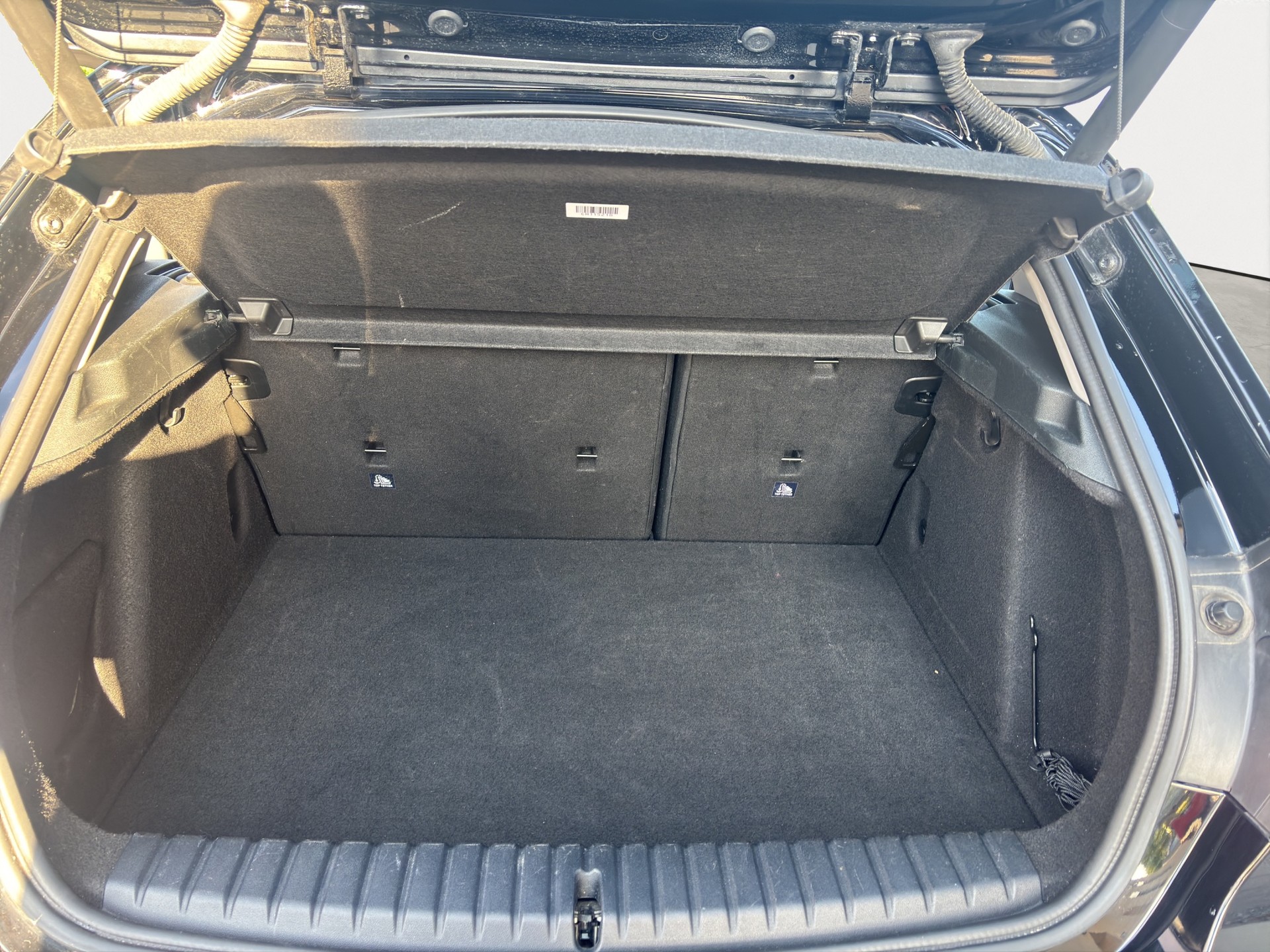 BMW 118i Sport Line Steptronic-image-18