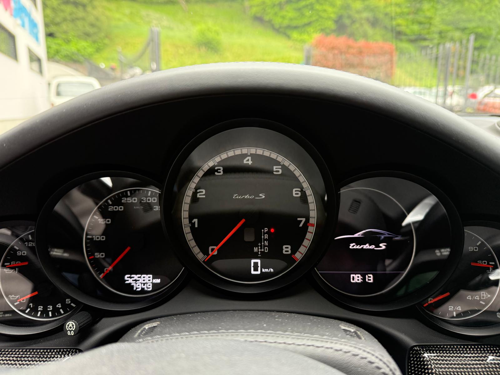 PORSCHE 911 Turbo S PDK-image-12