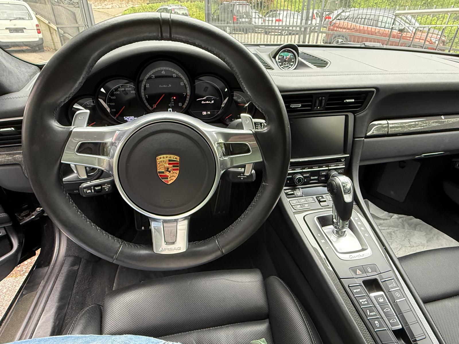 PORSCHE 911 Turbo S PDK-image-13
