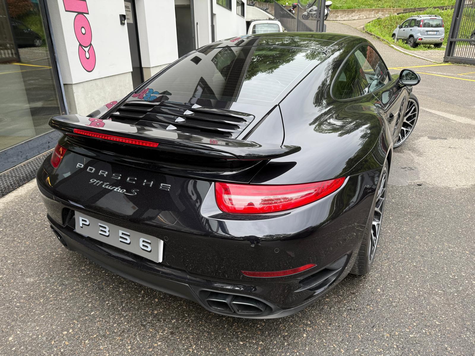PORSCHE 911 Turbo S PDK-image-4