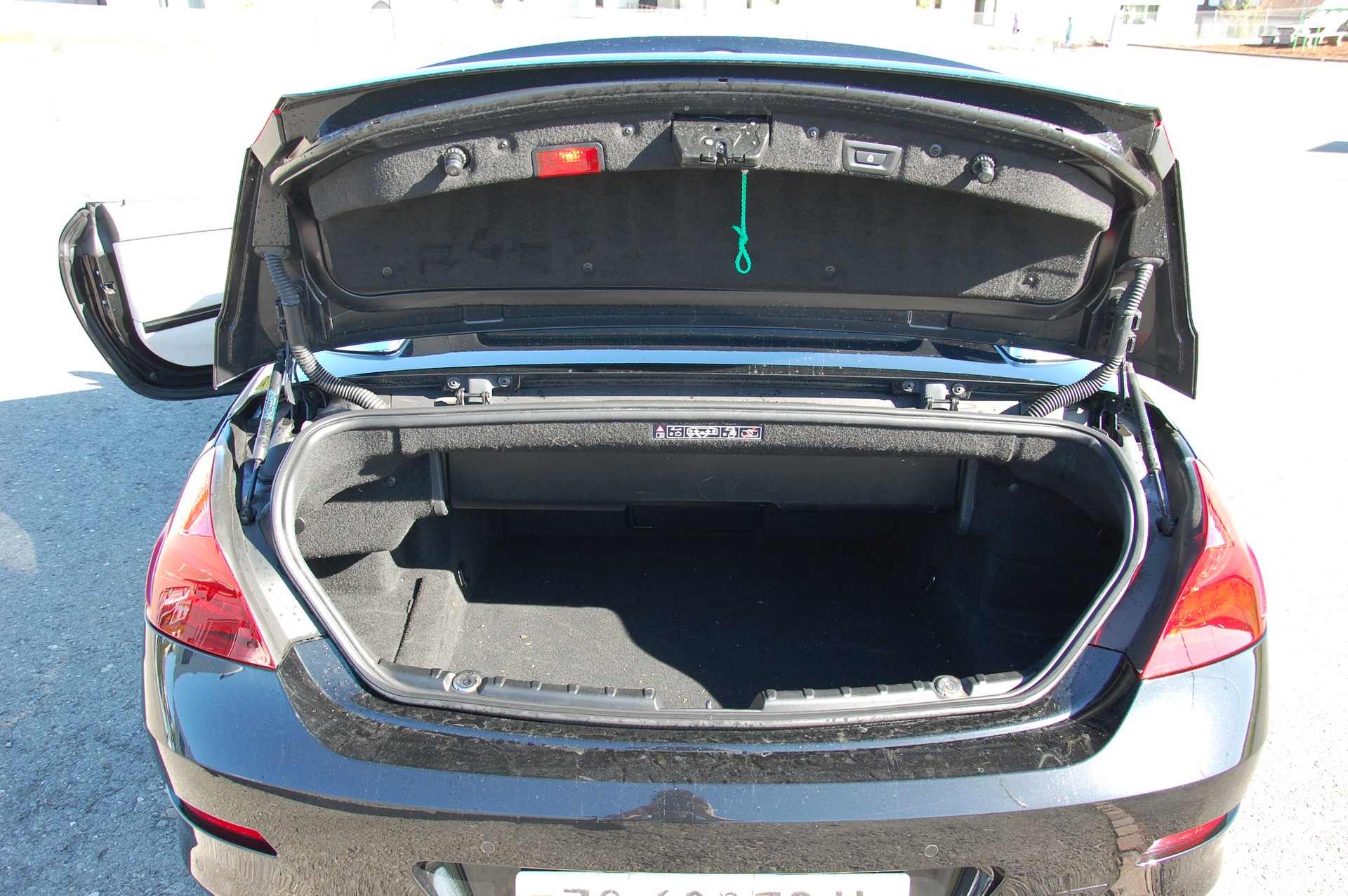 BMW 650i Cabrio xDrive-image-5