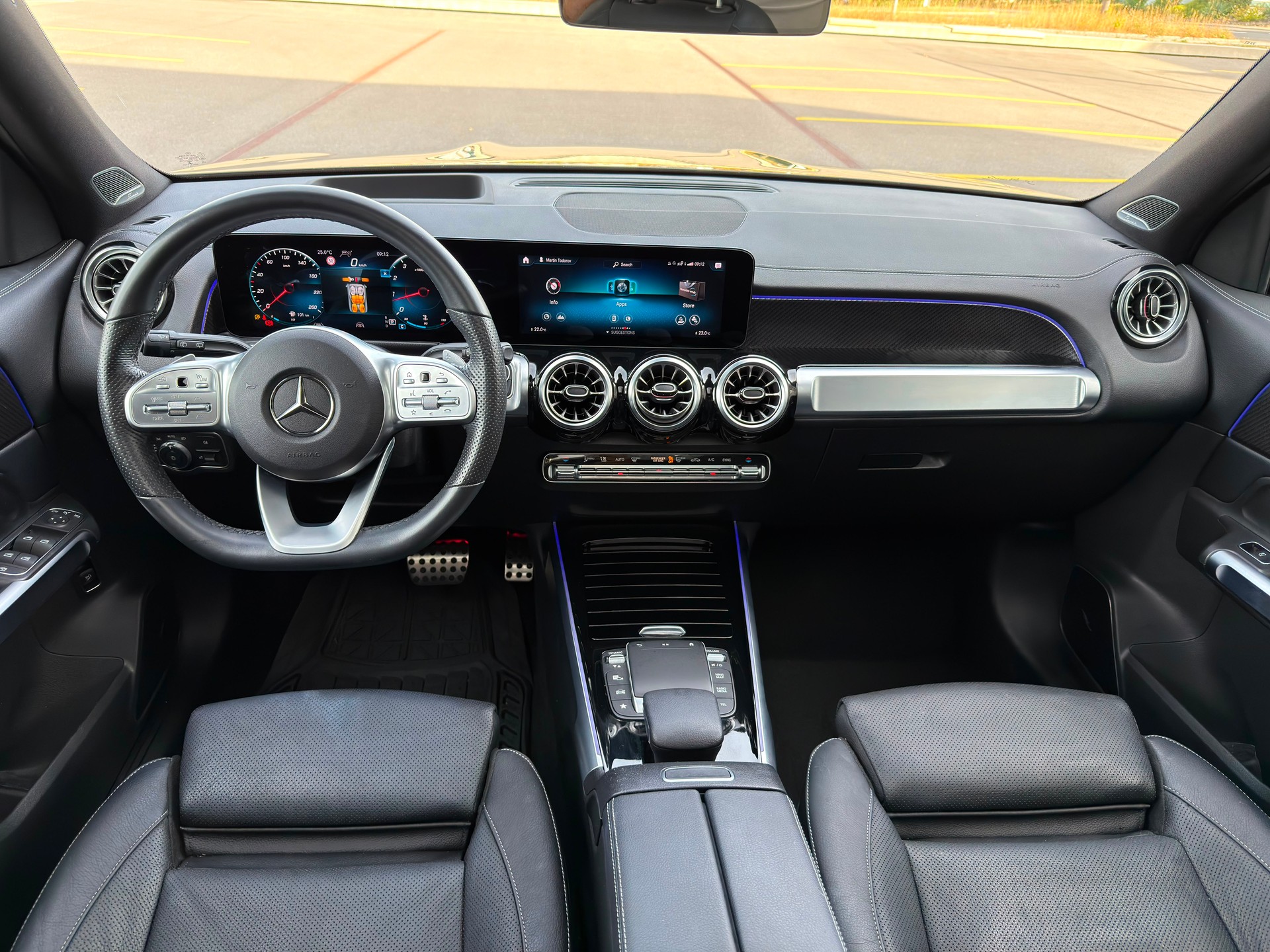 MERCEDES-BENZ GLB 250 AMG Line 4matic-image-9