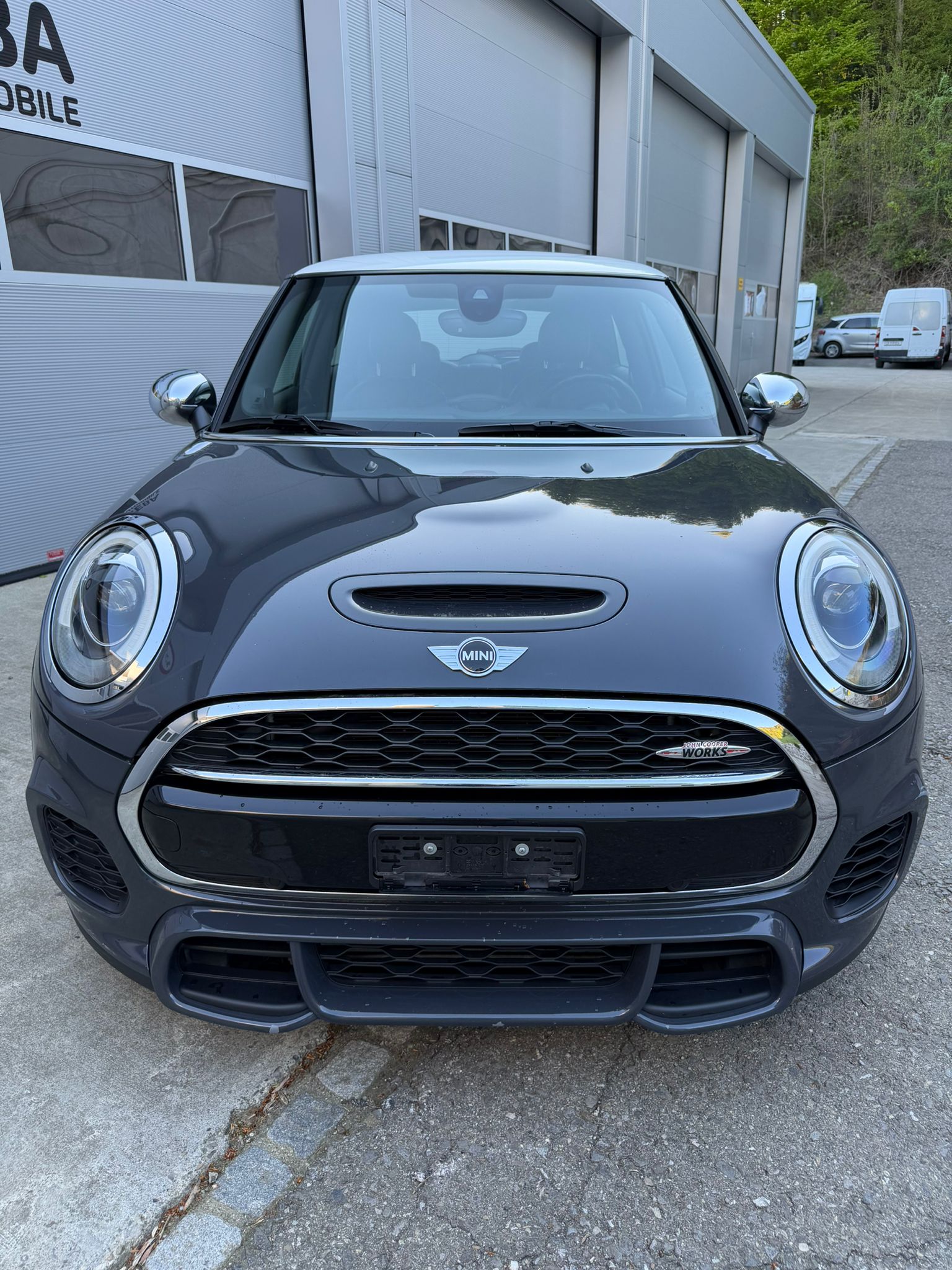 MINI Cooper John Cooper Works Steptronic-image-1