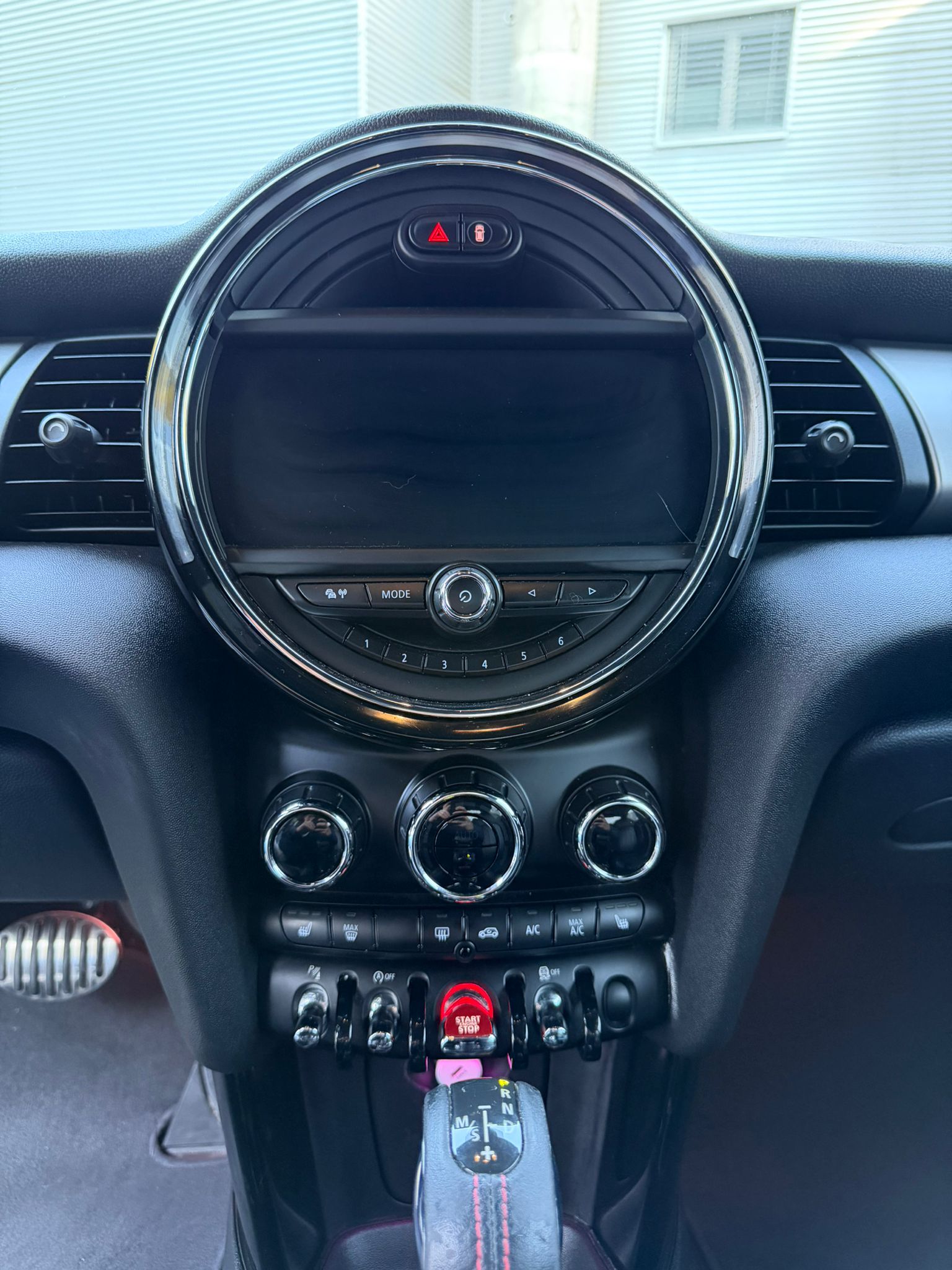 MINI Cooper John Cooper Works Steptronic-image-10