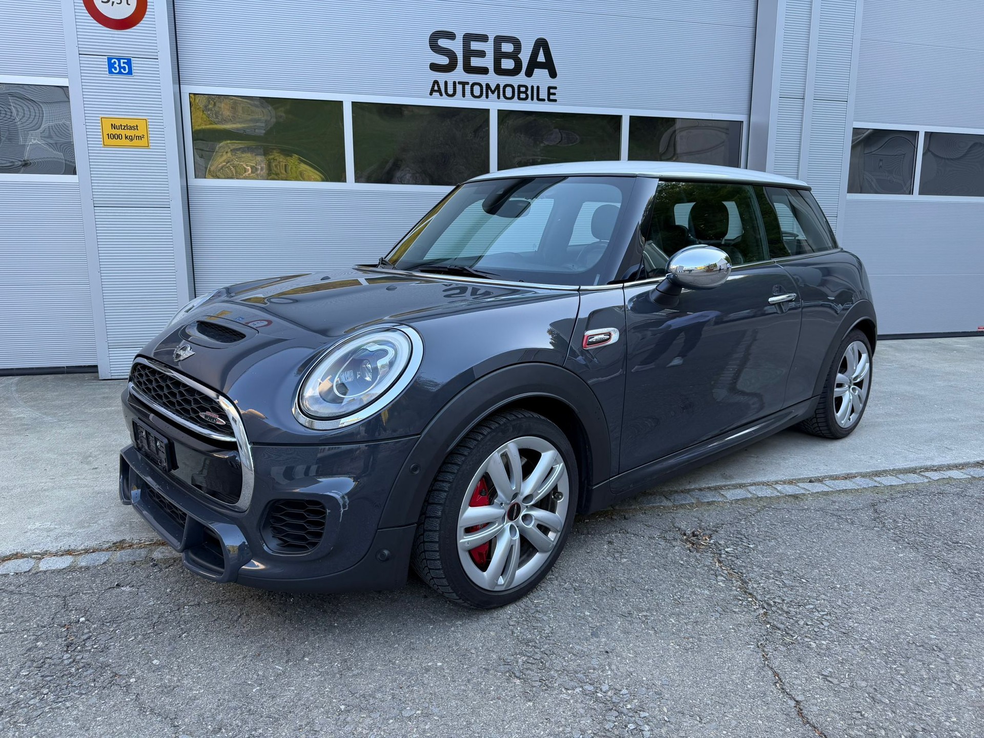 MINI Cooper John Cooper Works Steptronic-image-0