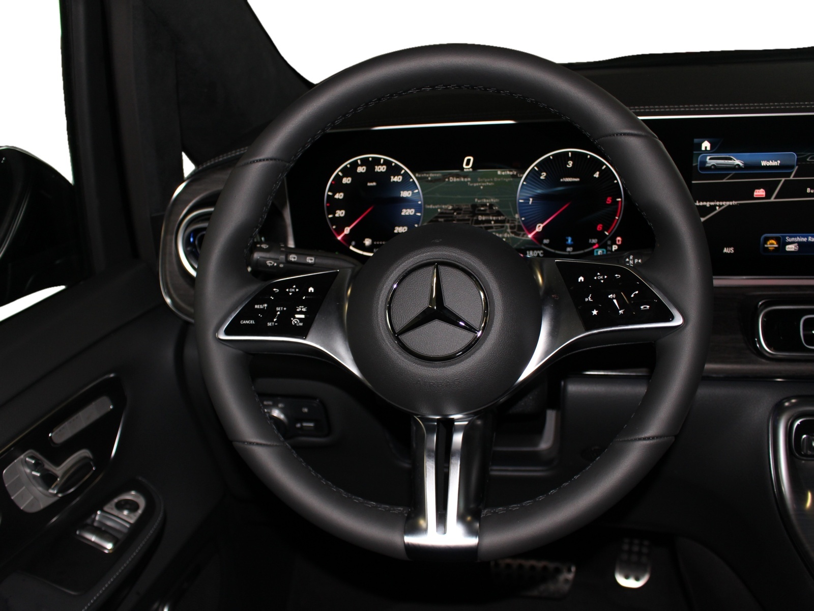 MERCEDES-BENZ V 300 d Swiss Edition 4MATIC-image-13