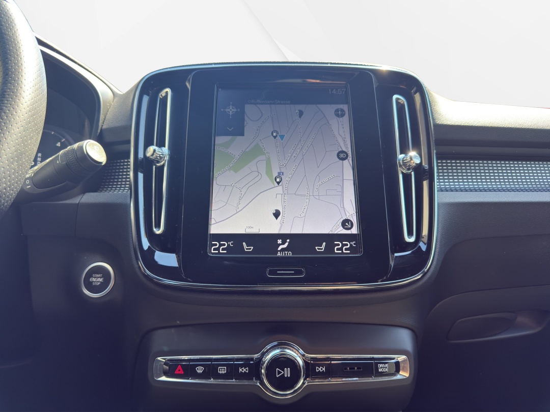 VOLVO XC40 D4 AWD R-Design Geartronic-image-13