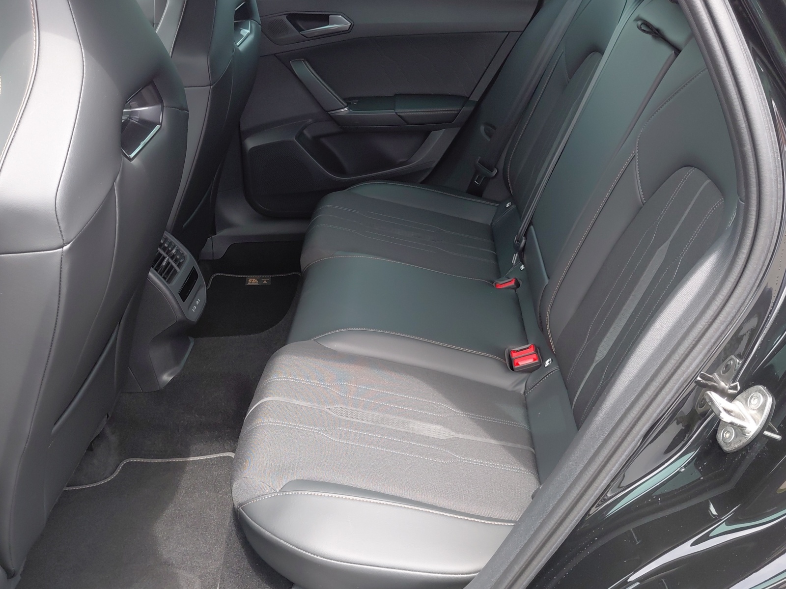 CUPRA Formentor 2.0TSI VZ 4Drive DSG-image-11