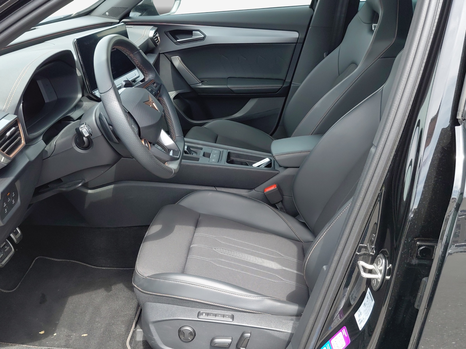 CUPRA Formentor 2.0TSI VZ 4Drive DSG-image-7