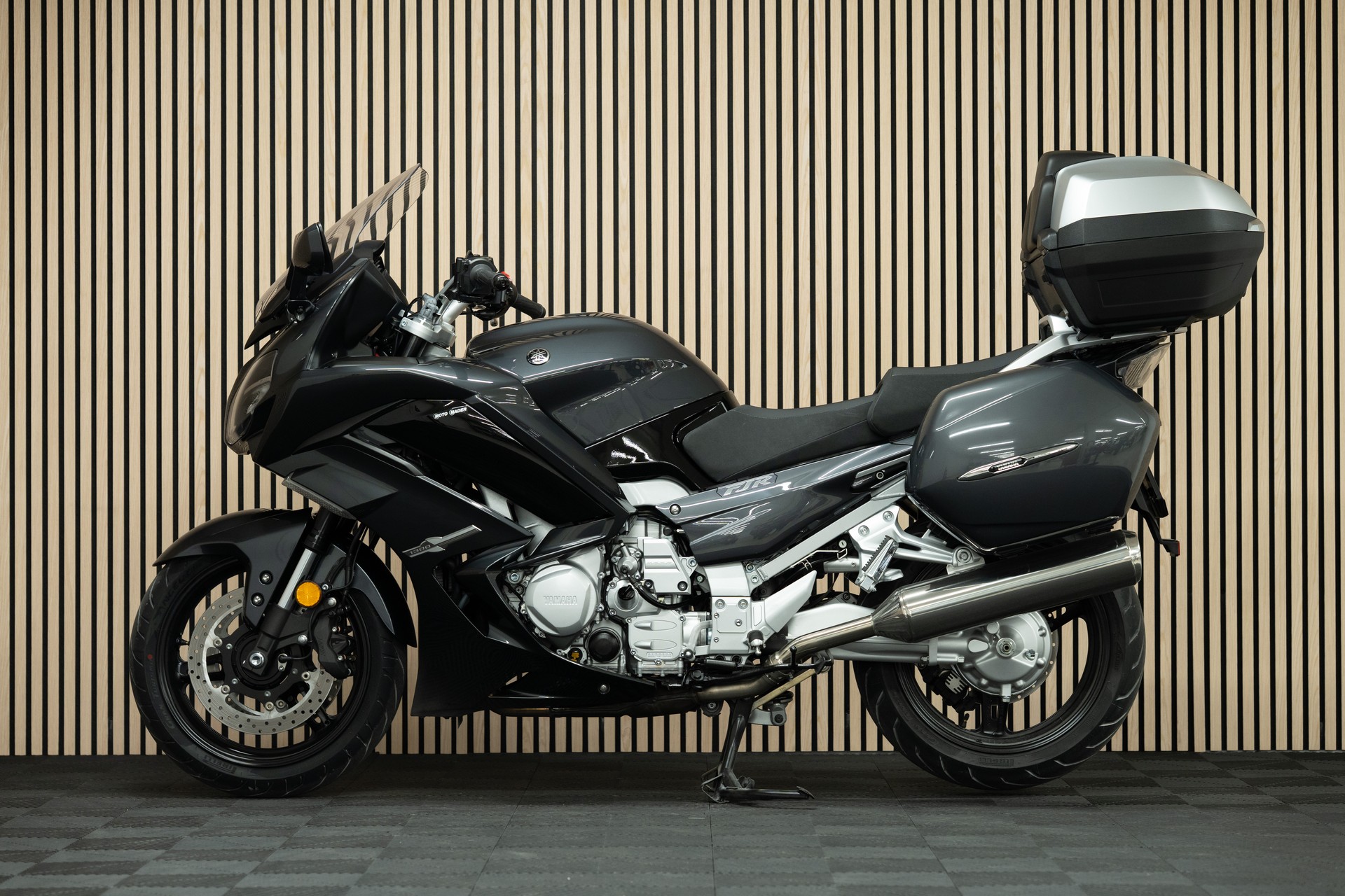 YAMAHA FJR1300AS-showroom-element-1
