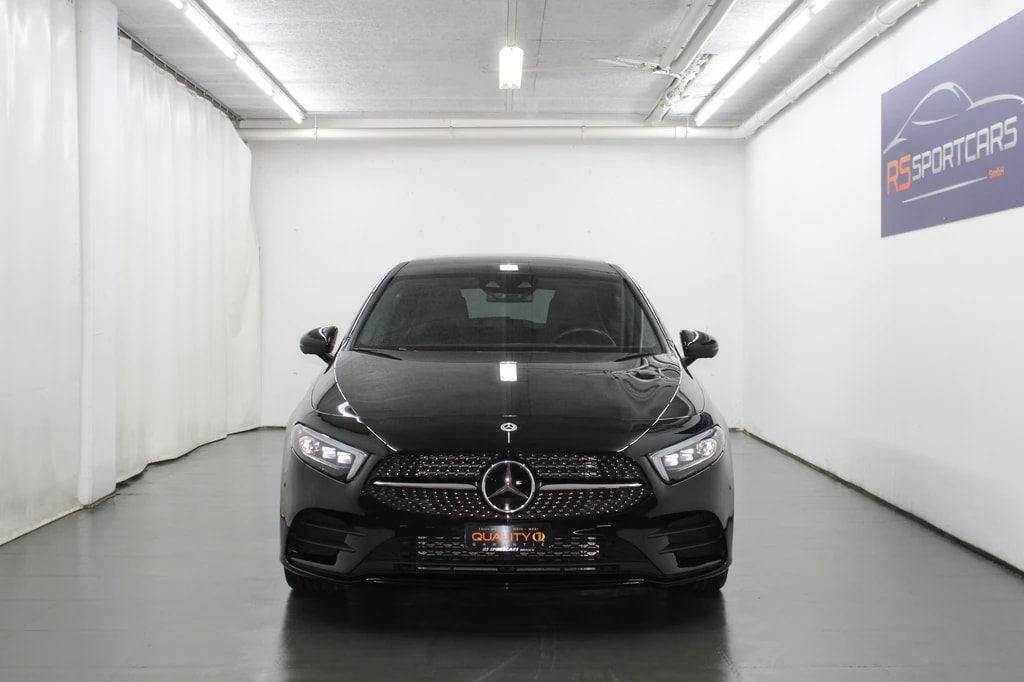 MERCEDES-BENZ A 250 4Matic AMG Line 4Matic 7G-DCT Sport- Paket Black / CH-Fahrzeug-image-2