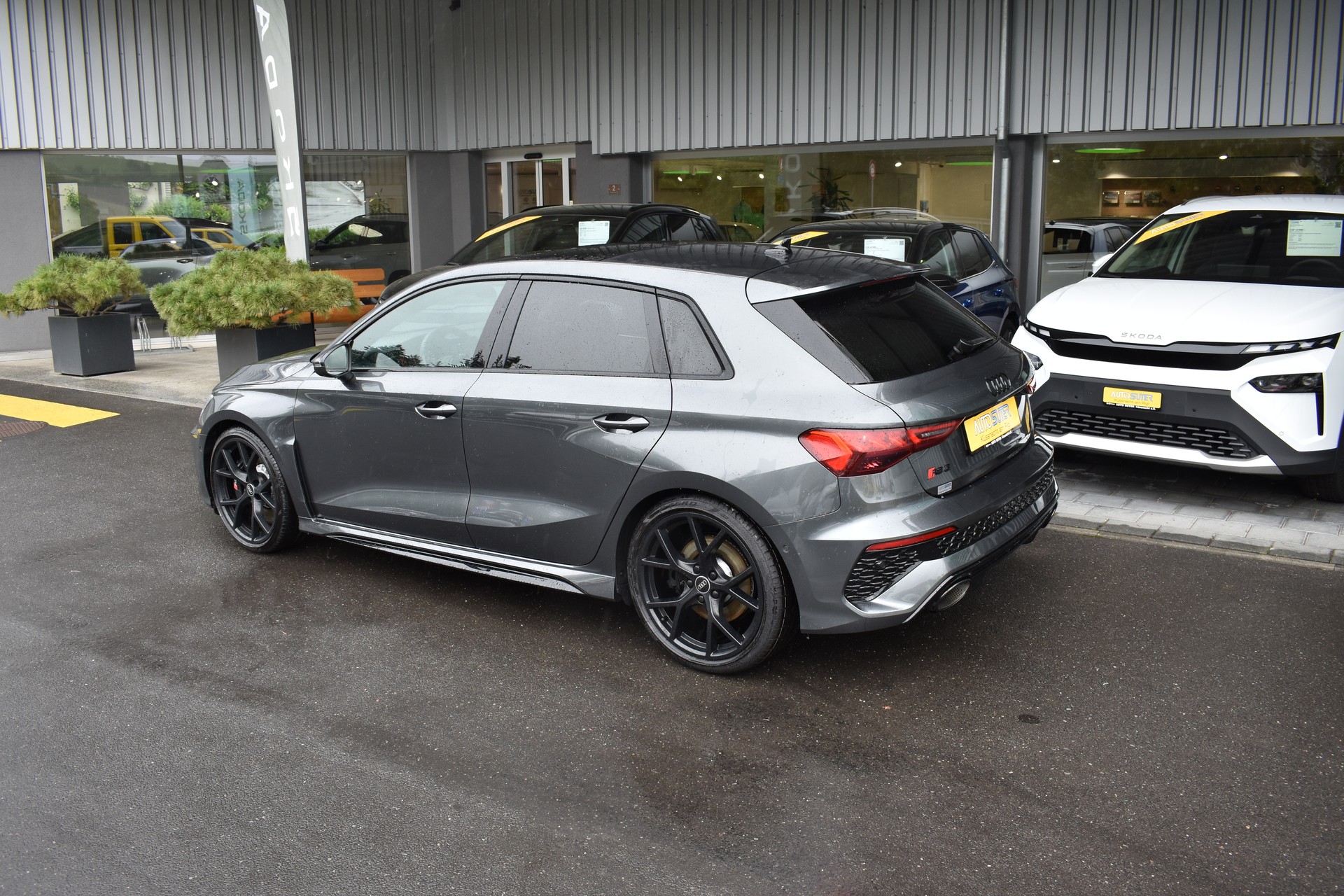 AUDI RS3 Limousine 2.5 TSI quattro S-tronic-showroom-element-3