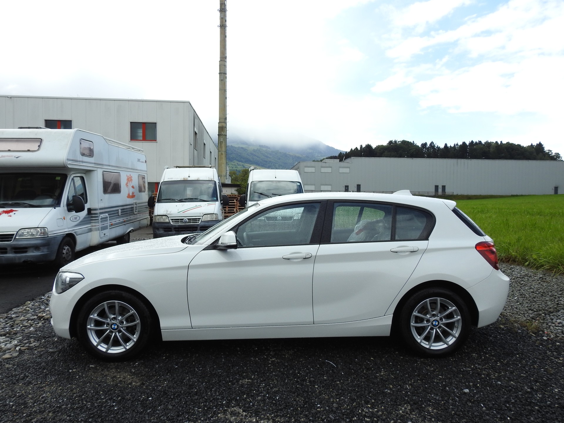 BMW 116d Urban Line Steptronic-showroom-element-2