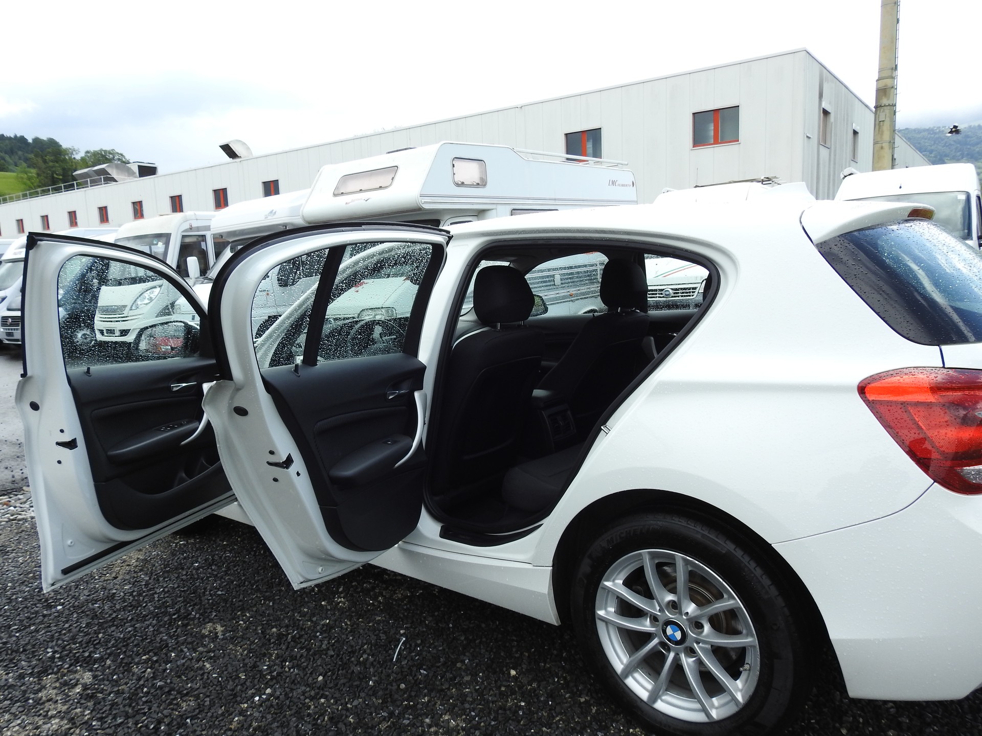 BMW 116d Urban Line Steptronic-image-14